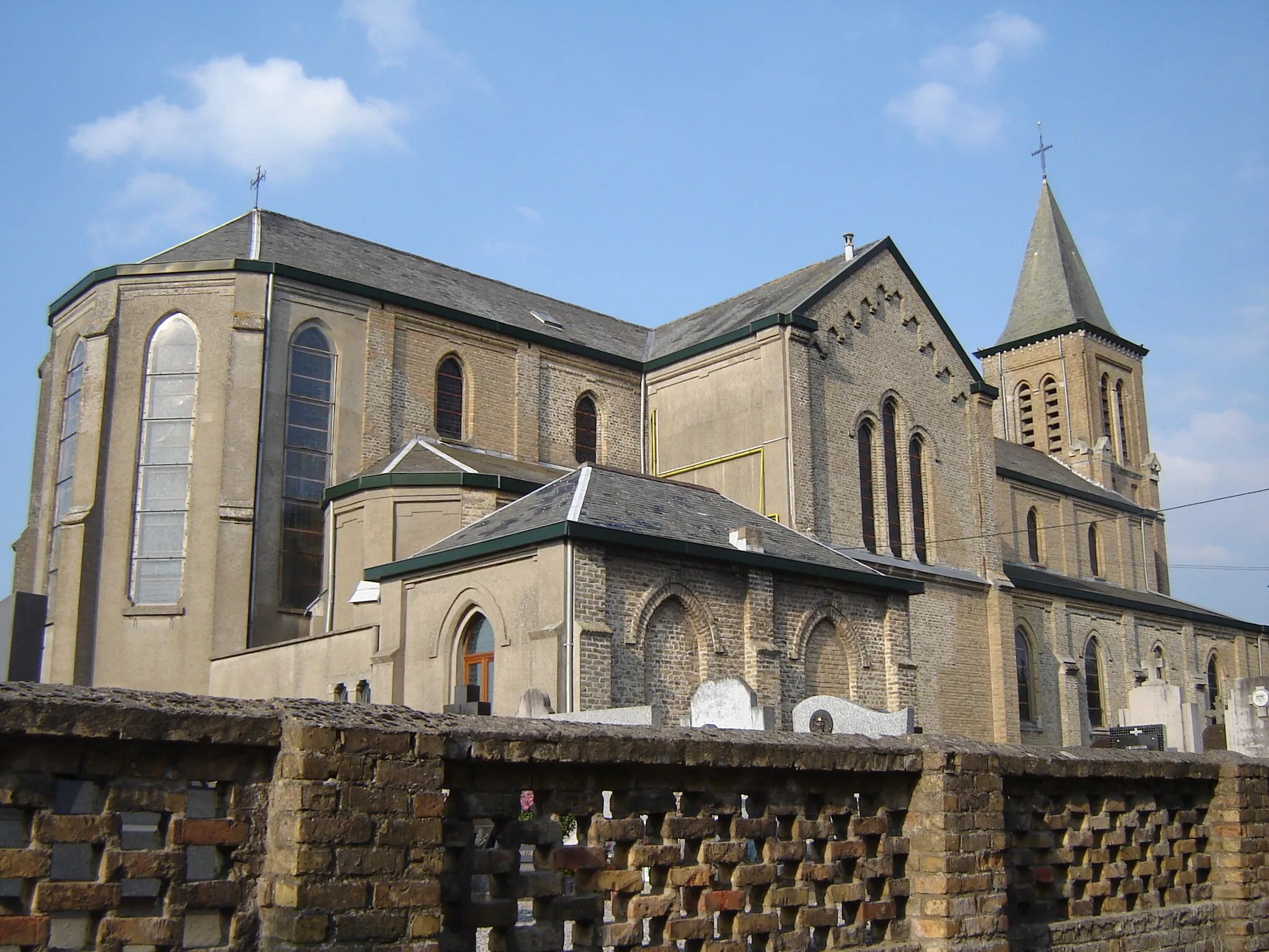 Photo showing: Church of Saint Vincent in Ghyvelde. Ghyvelde, Nord, Nord-Pas-de-Calais, France