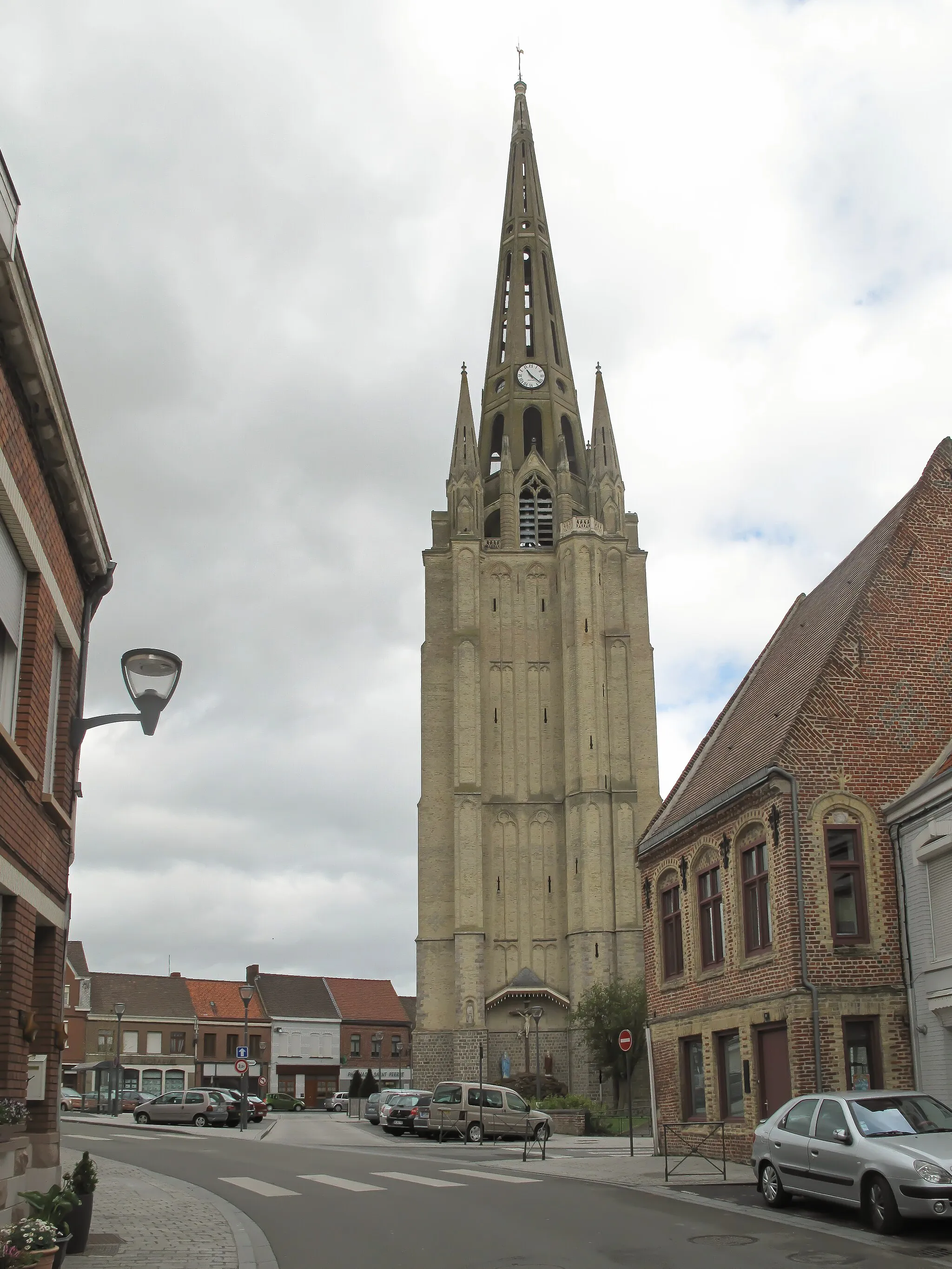 Photo showing: Steenvorde, church: église Saint Pierre