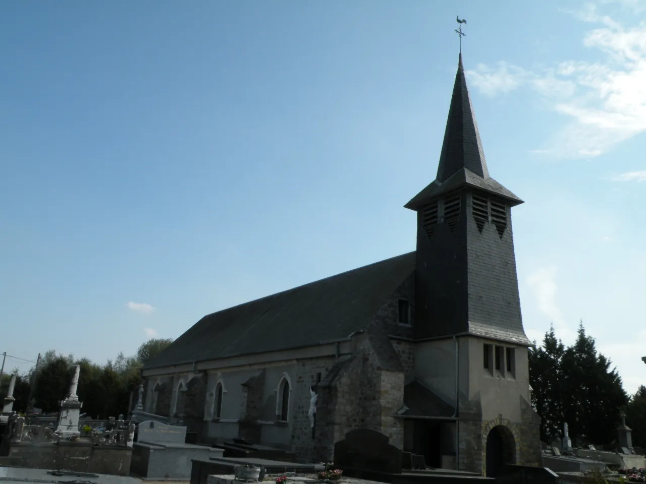 Photo showing: Vue de l'église Notre-Dame-de-Réconfort de Cucq.