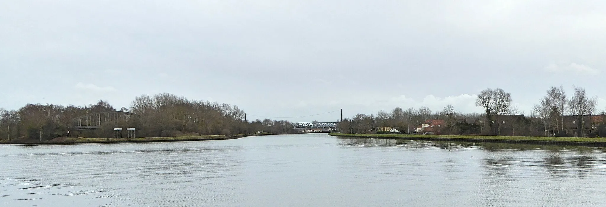 Photo showing: Le Canal d'Aire à Bauvin Nord.-France