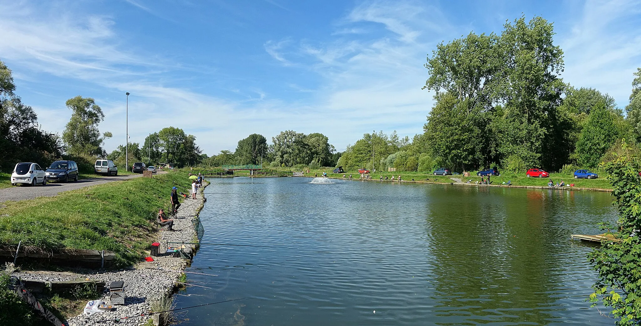 Photo showing: The ponds of La Gite, Wavrin.