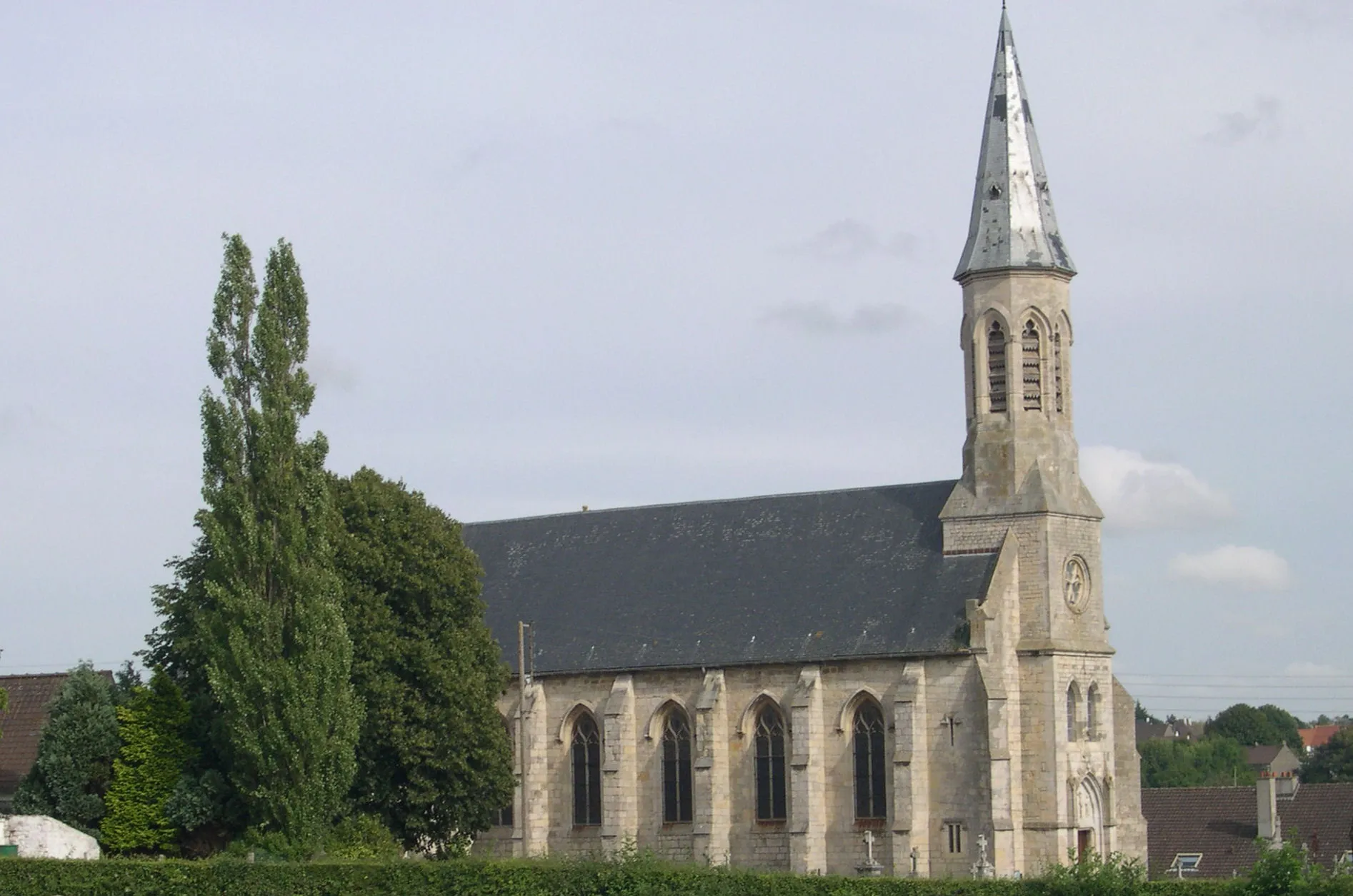 Photo showing: Photograph of the church of Rinxent , french town located in the North of France