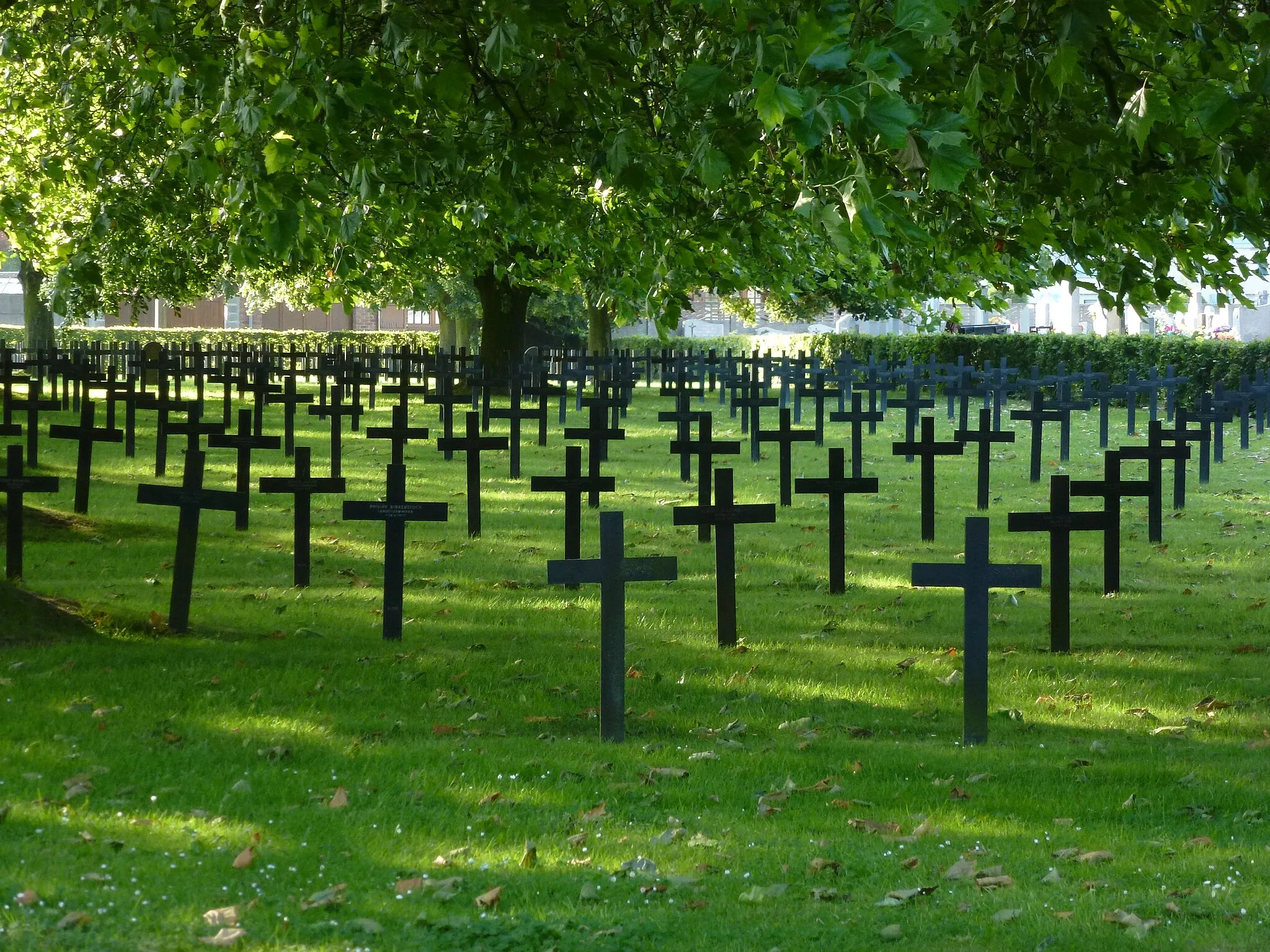 Photo showing: Dourges (Pas-de-Calais, Fr) cimetière allemand