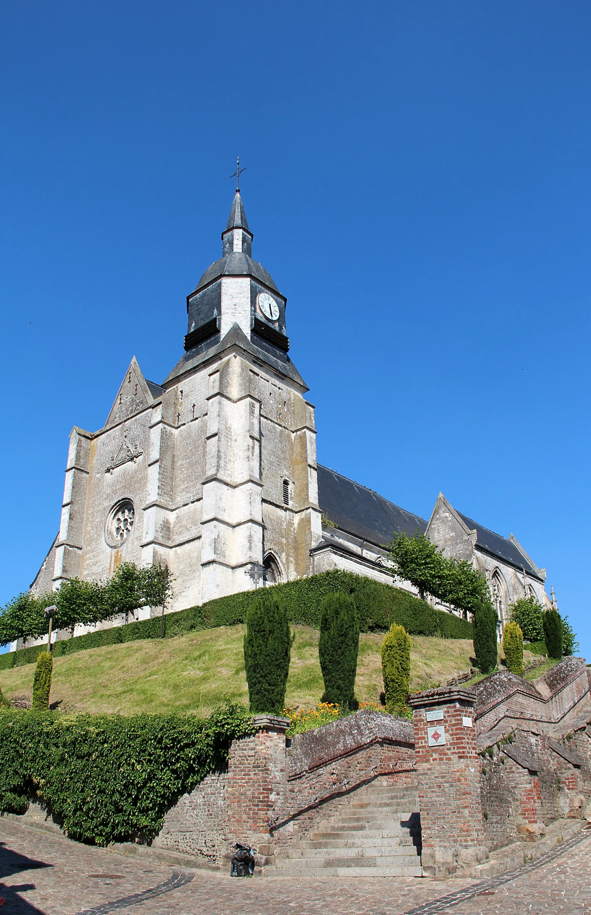 Photo showing: Auxi-le-Château (Pas-de-Calais) - France, l'église Saint-Martin (XVIème sièce).