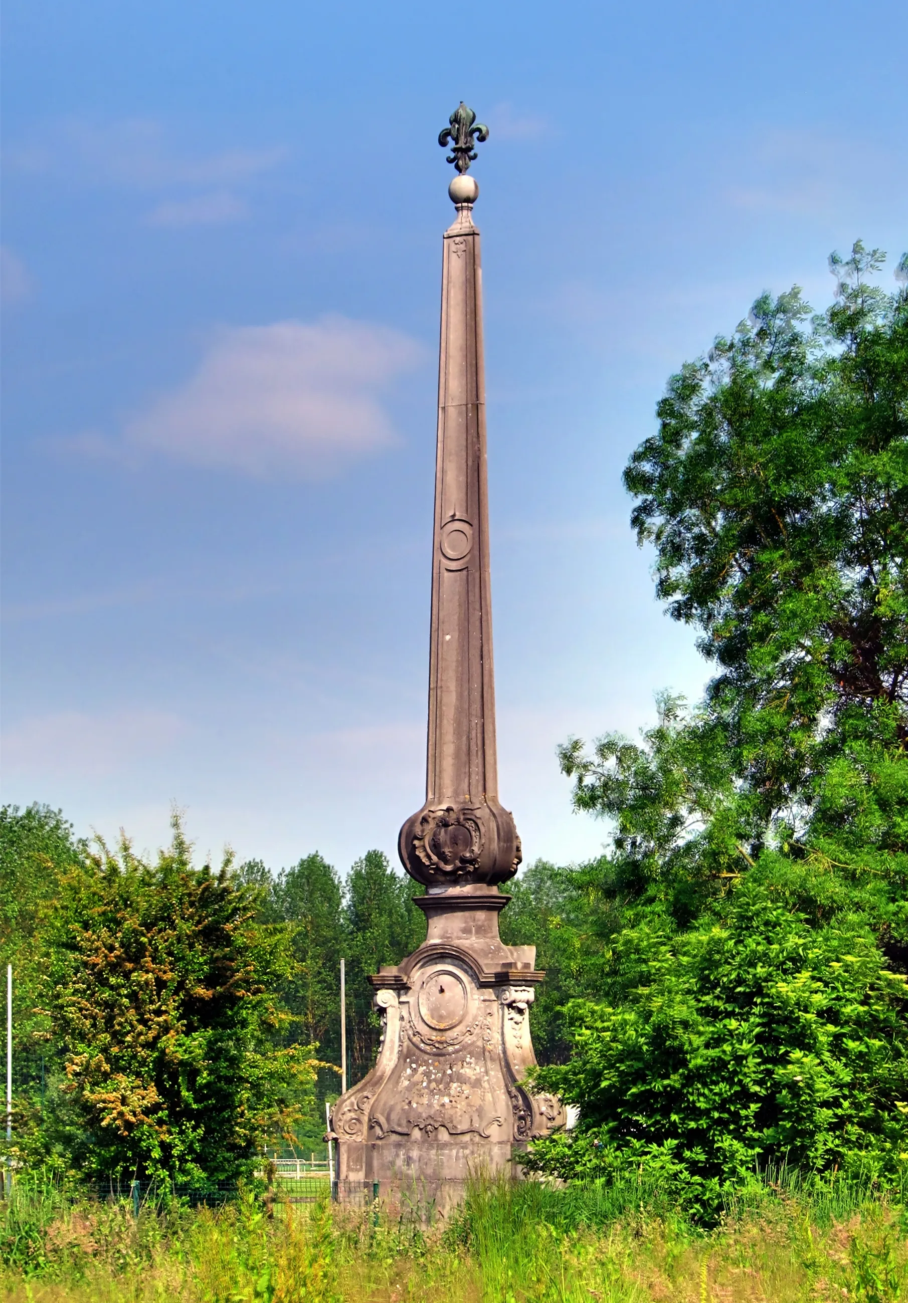 Photo showing: La Pyramide de Fontenoy à Cysoing (Nord).