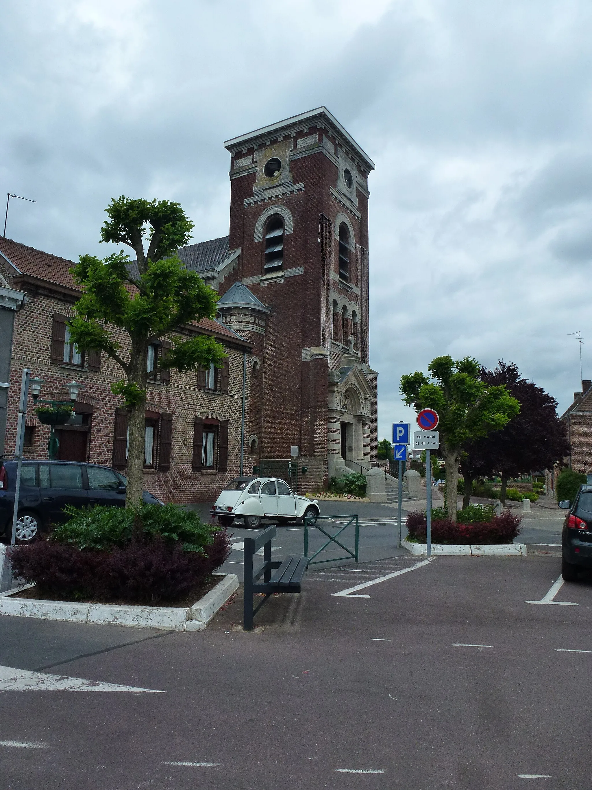 Photo showing: l'église Saint Martin Aulnoy-lez-Valenciennes,  commune du Nord, (ancien Comté de Hainaut) France.