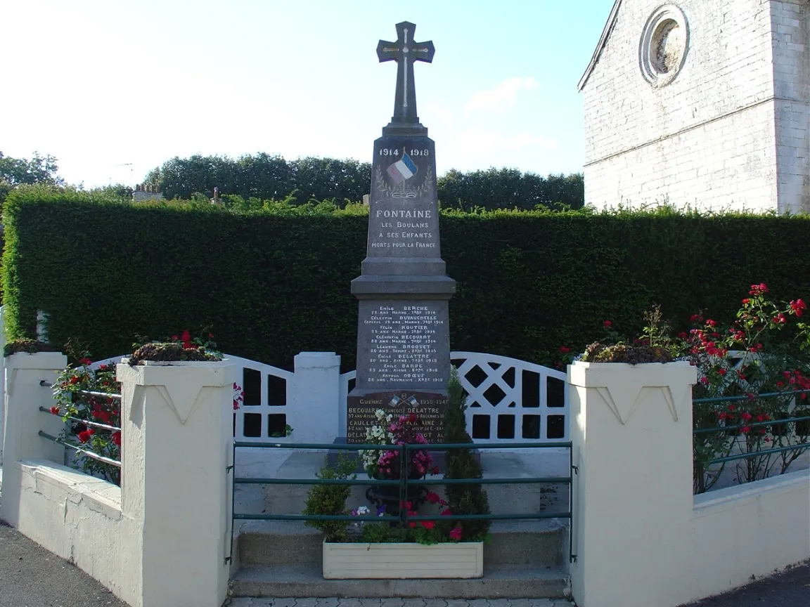 Photo showing: Monument aux morts de Fontaine-lès-Boulans