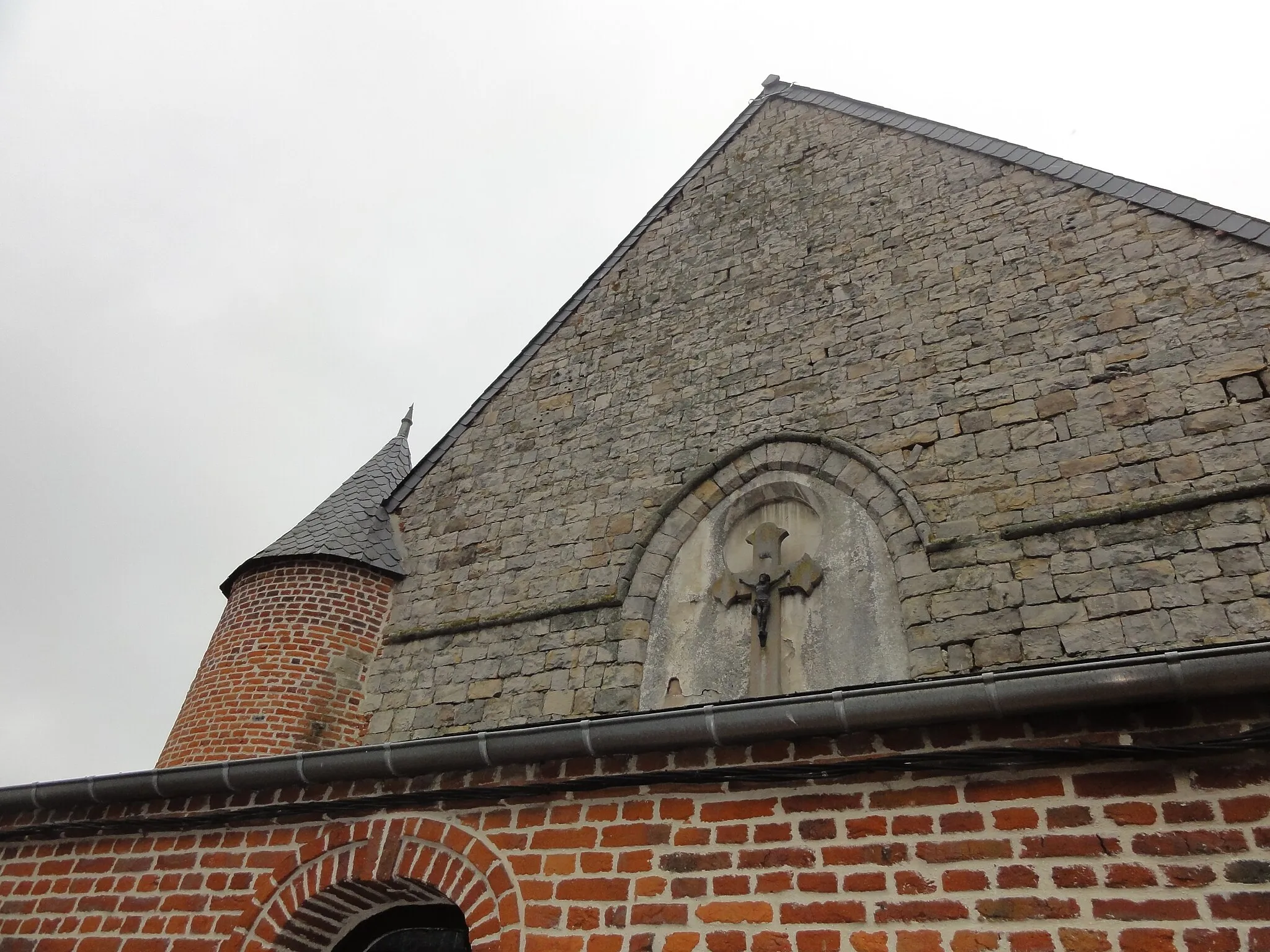 Photo showing: Église Sainte-Elisabeth de Neuville-en-Avesnois