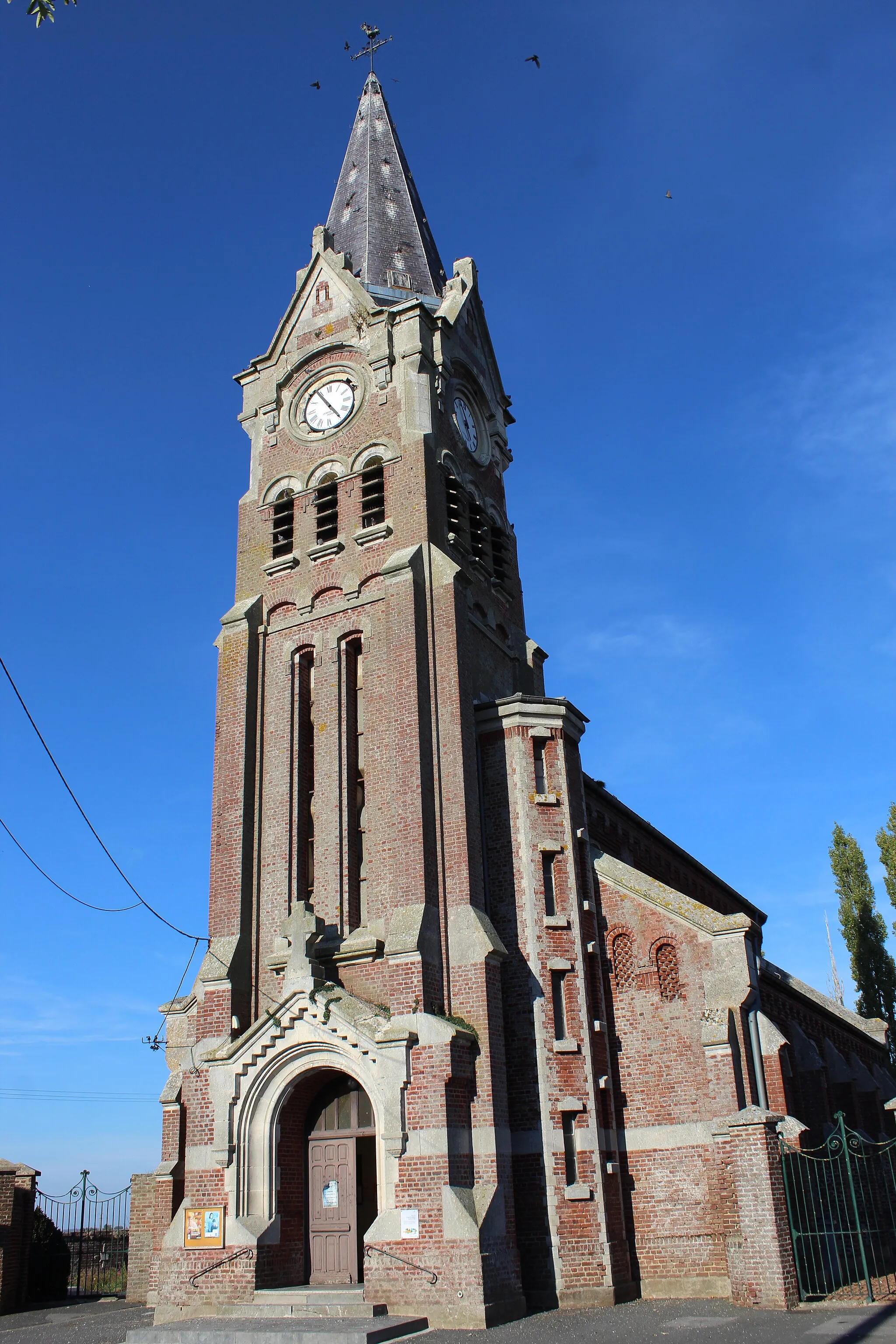 Photo showing: L'église