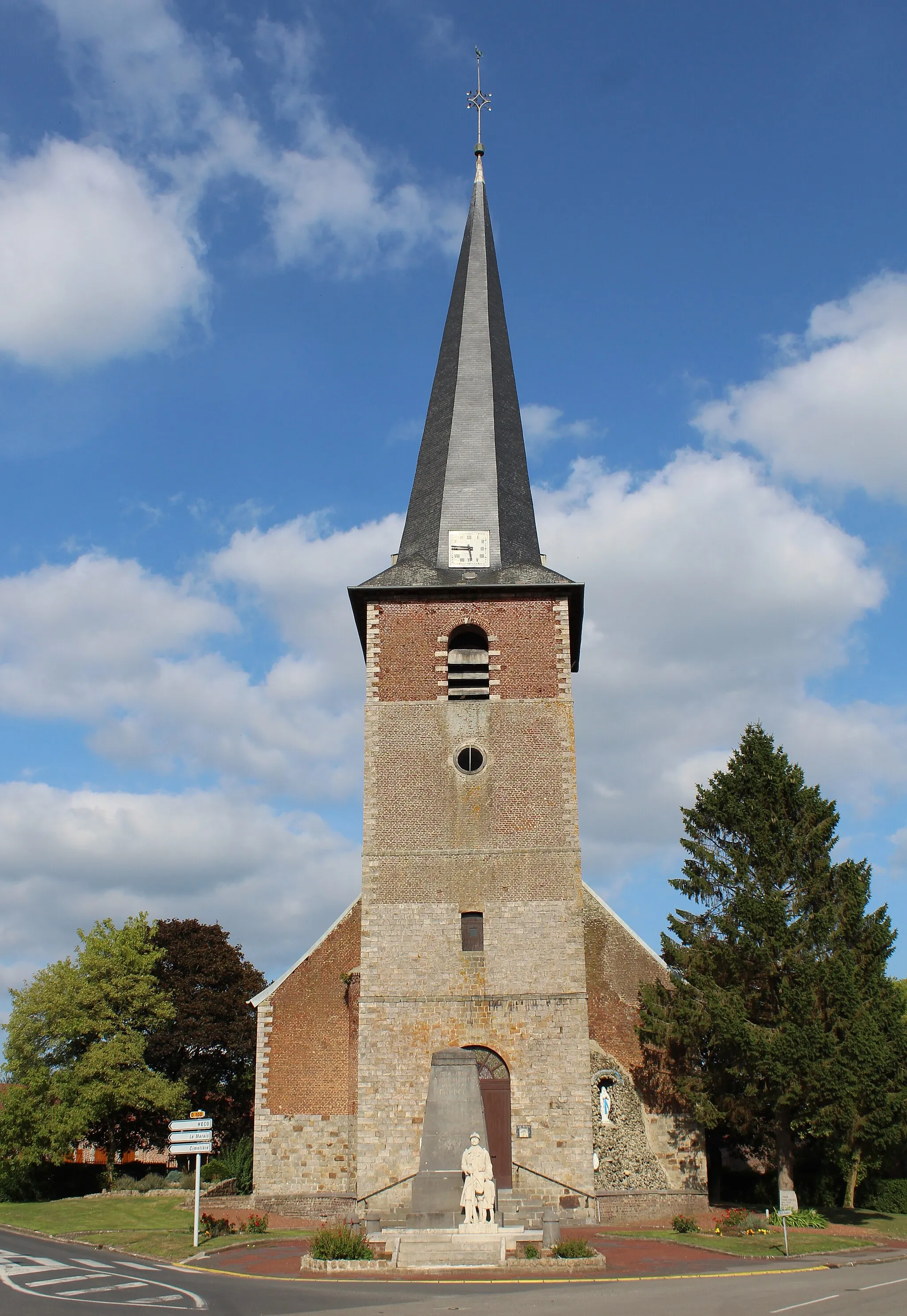 Photo showing: L'église