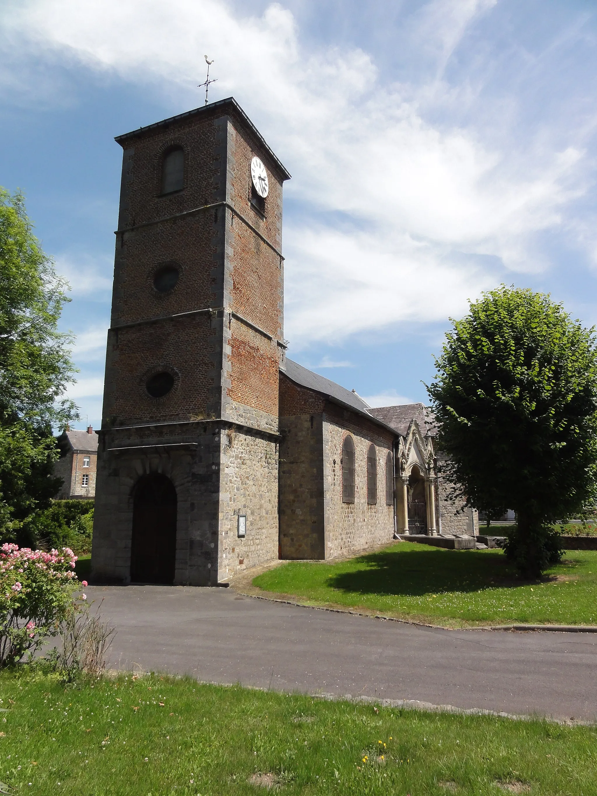 Photo showing: Saint-Waast-la-Vallée (Nord, Fr) église