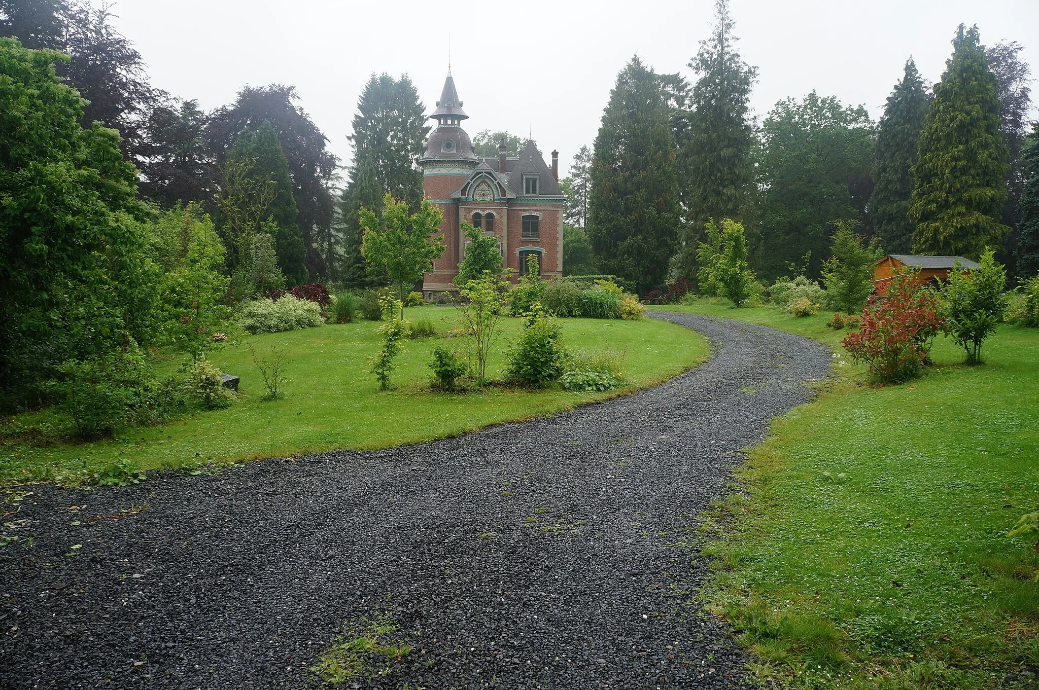 Photo showing: This building is indexed in the base Mérimée, a database of architectural heritage maintained by the French Ministry of Culture, under the reference IA59000623 .