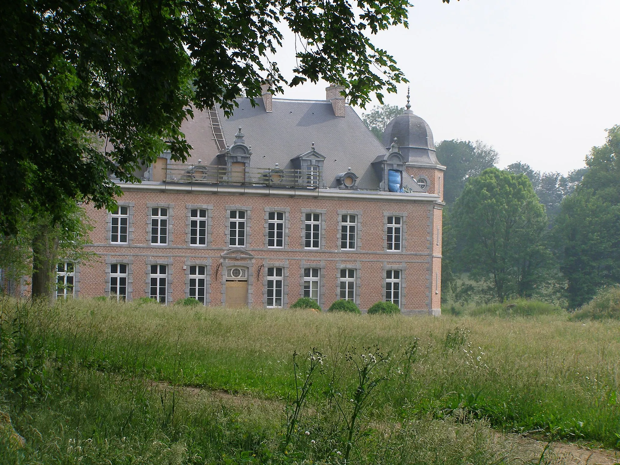 Photo showing: This building is inscrit au titre des monuments historiques de la France. It is indexed in the base Mérimée, a database of architectural heritage maintained by the French Ministry of Culture, under the reference PA00107926 .