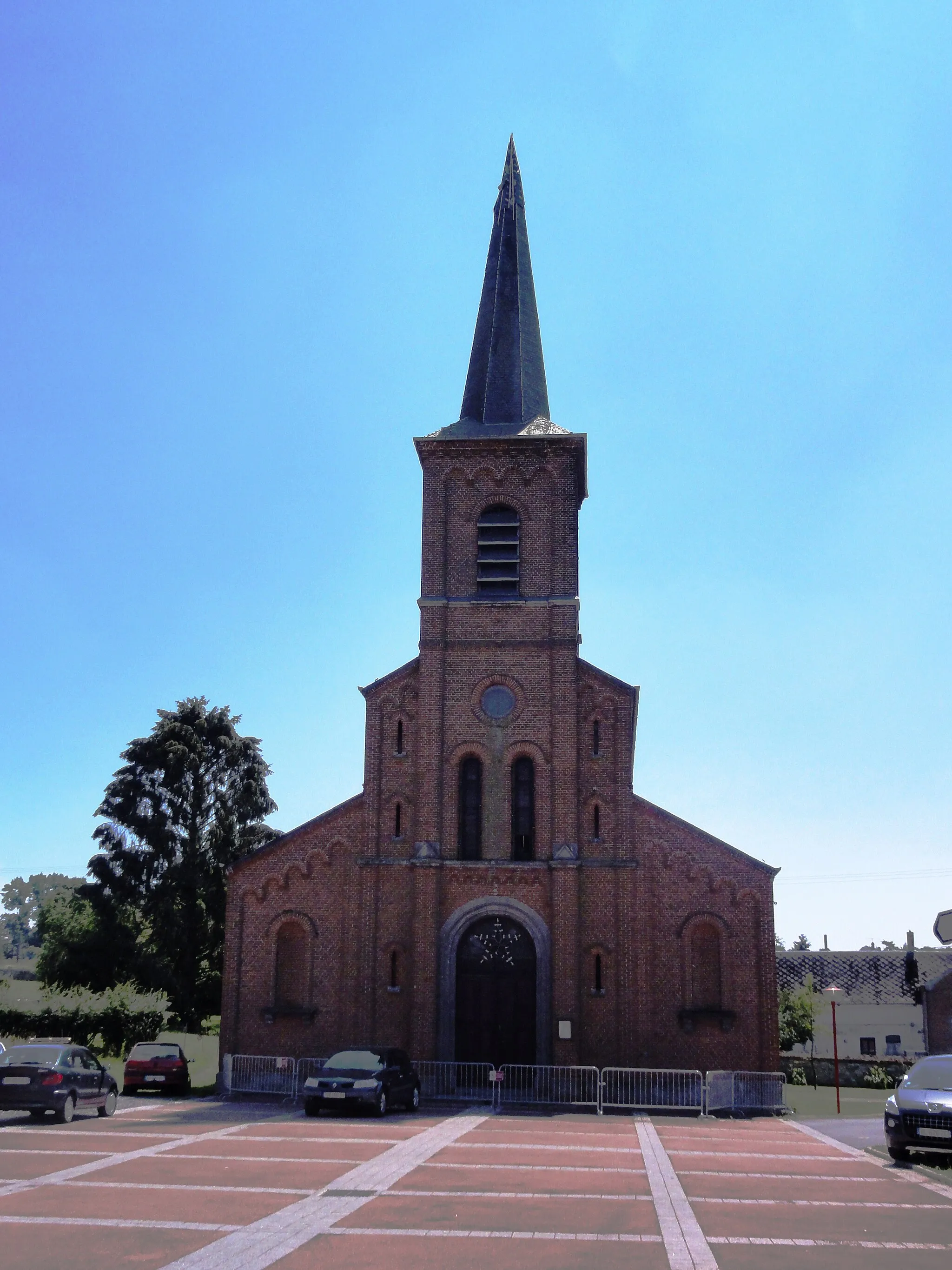 Photo showing: Beugnies (Nord, Fr) église, façade