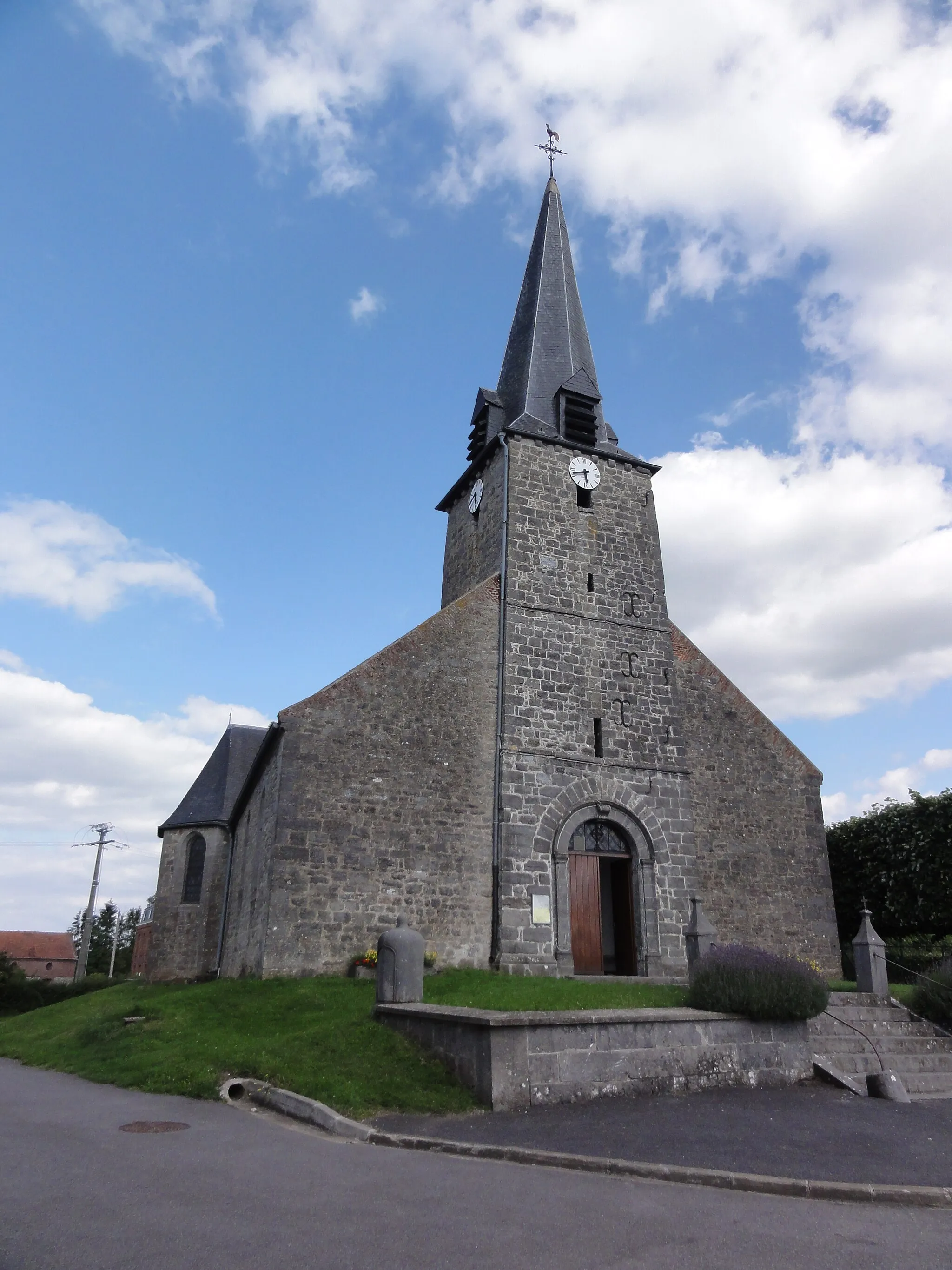 Photo showing: Marbaix (Nord, Fr) église