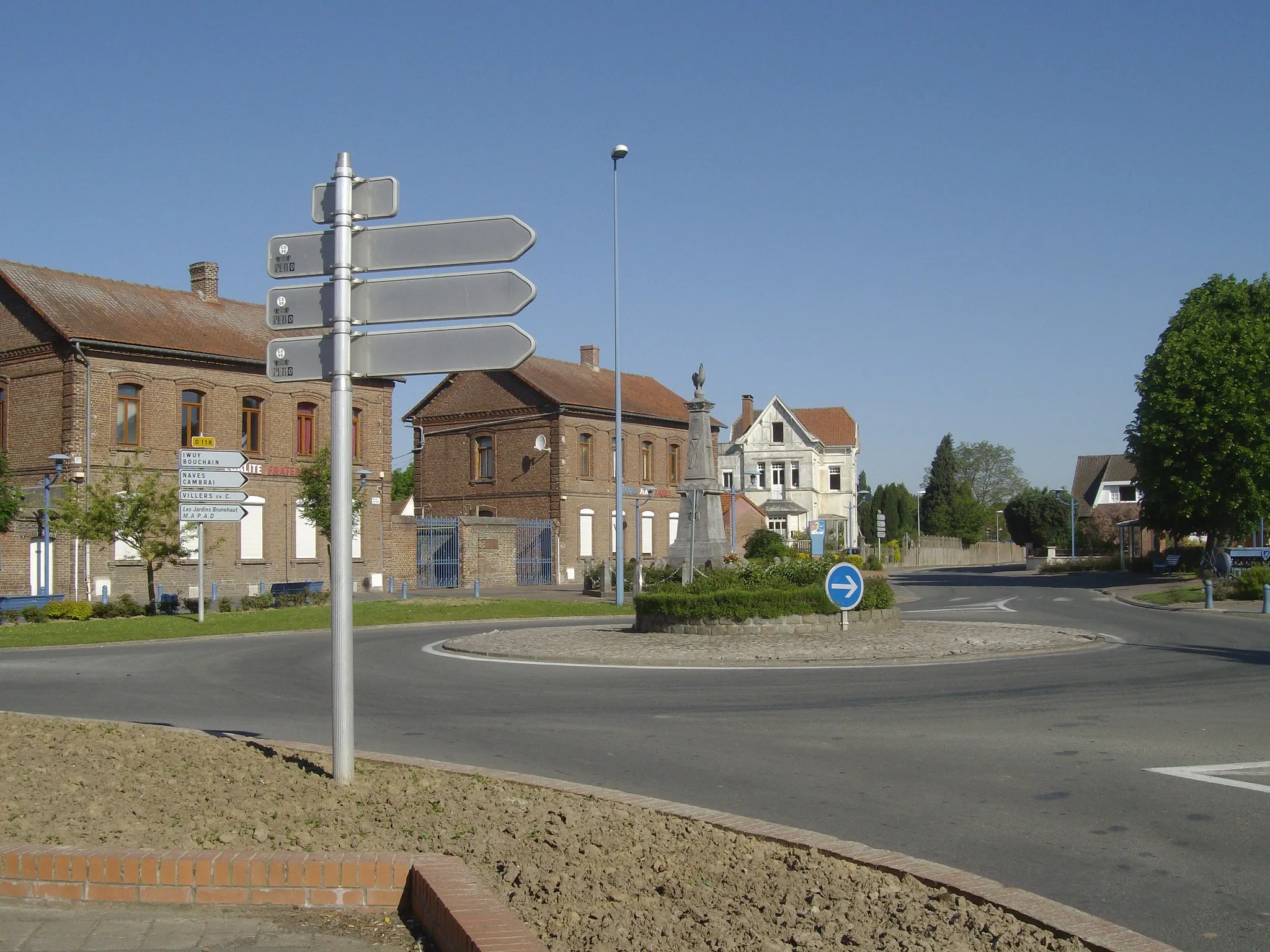 Photo showing: Place du village