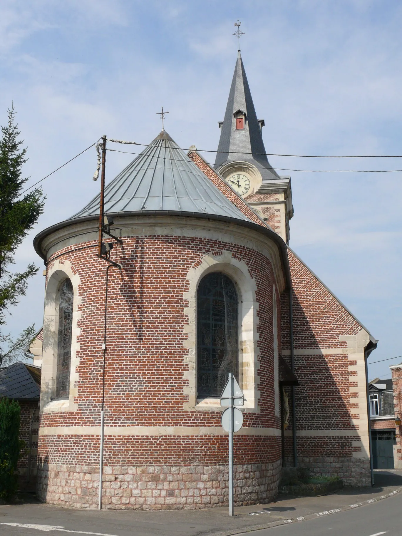 Photo showing: Saint-Amand's church of Aubigny-au-Bac (Nord, France).