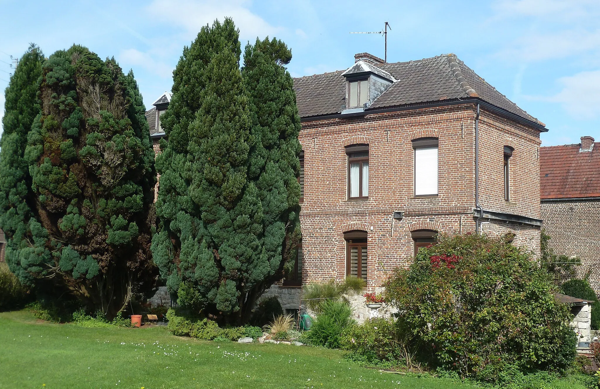 Photo showing: Maison de Elisa Moncomble-Dujardin où Paul Verlaine séjourna au 51 Rue Grand, Lécluse, Nord.- (Nord-Pas-de-Calais).- France
