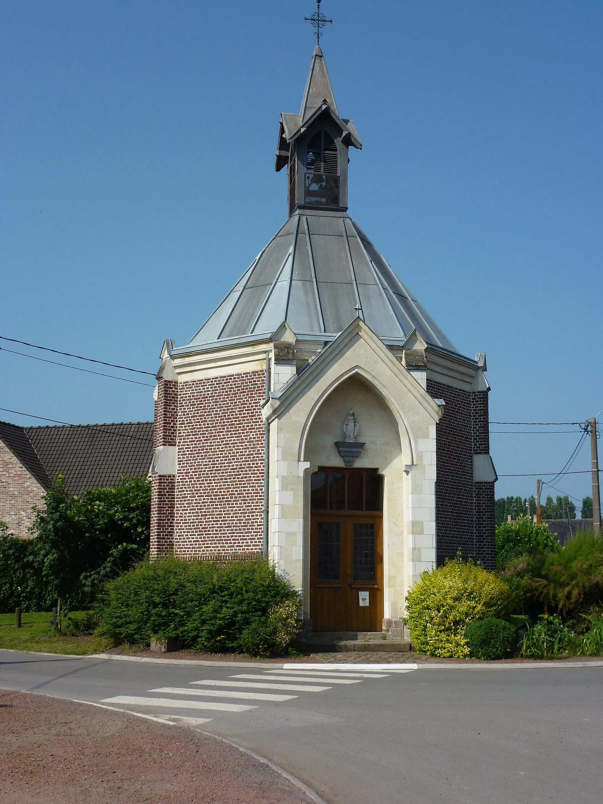 Photo showing: Bousignies (Nord, Fr) chapelle du calvaire ext.