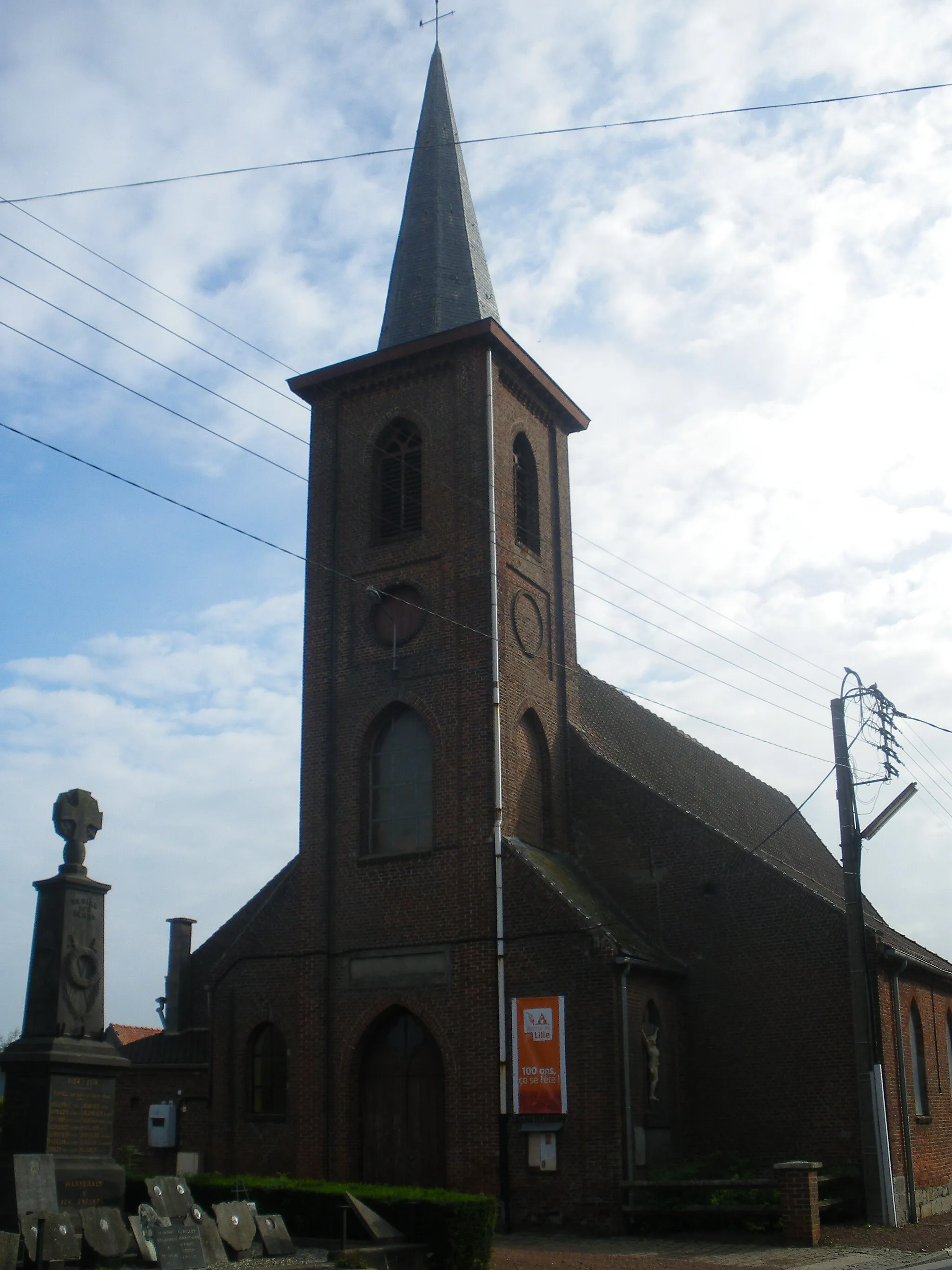 Photo showing: Vue de l'église Sainte-Cécile de Wannehain dans le département du Nord.