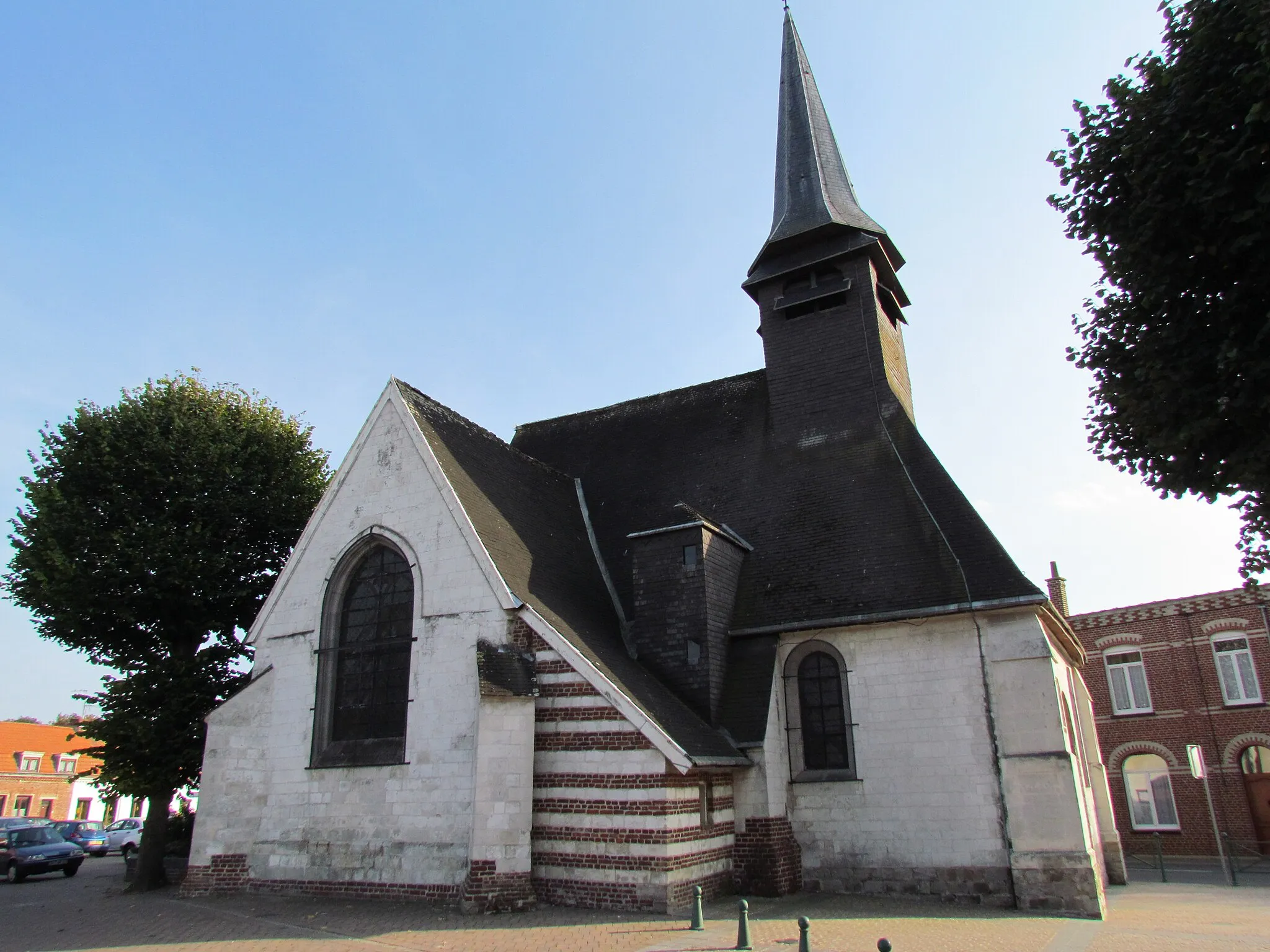 Photo showing: This building is indexed in the base Mérimée, a database of architectural heritage maintained by the French Ministry of Culture, under the reference PA00107765 .