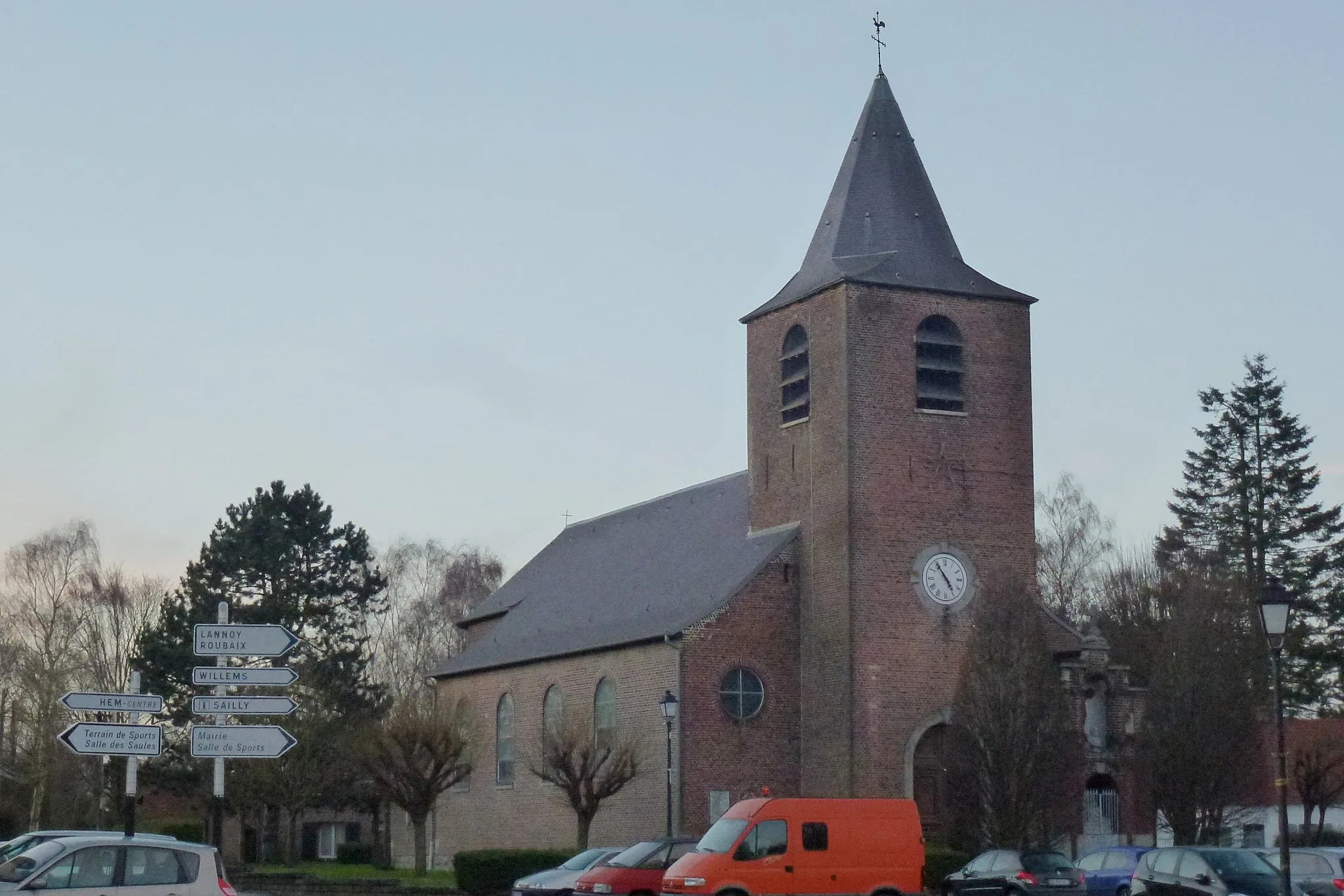 Photo showing: L'église Saint Pierre Sailly-lez-Lannoy dans le Nord Nord-Pas-de-Calais.- France.