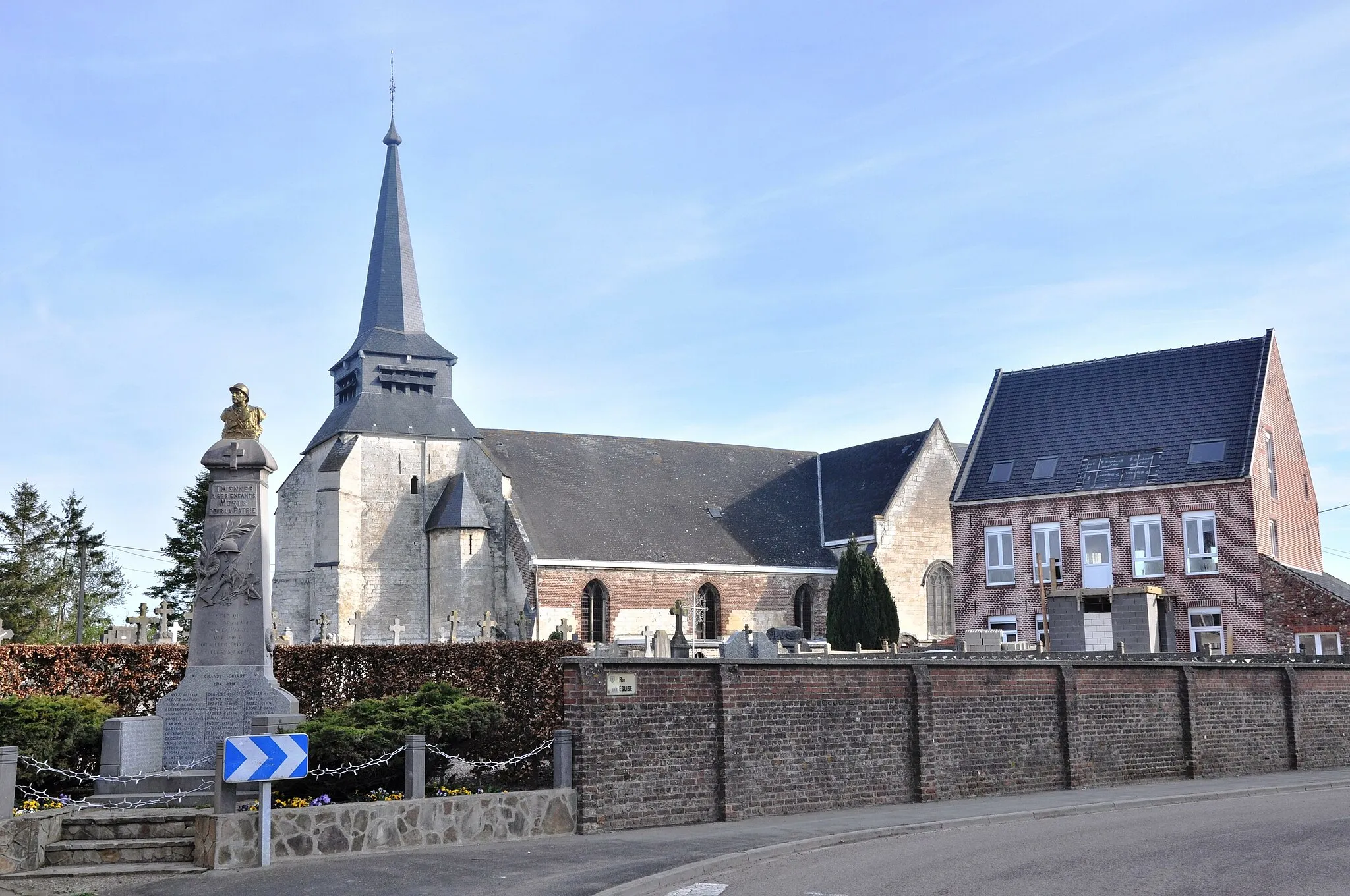 Photo showing: Centre du village de Thiennes