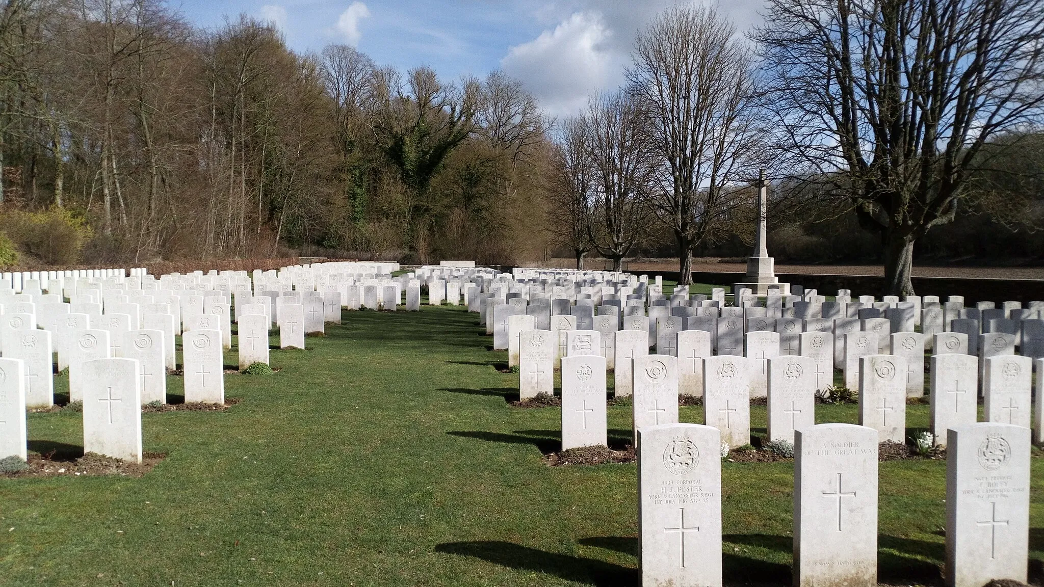 Photo showing: Authuille, cimetière militaire britannique Blighty Valley 4