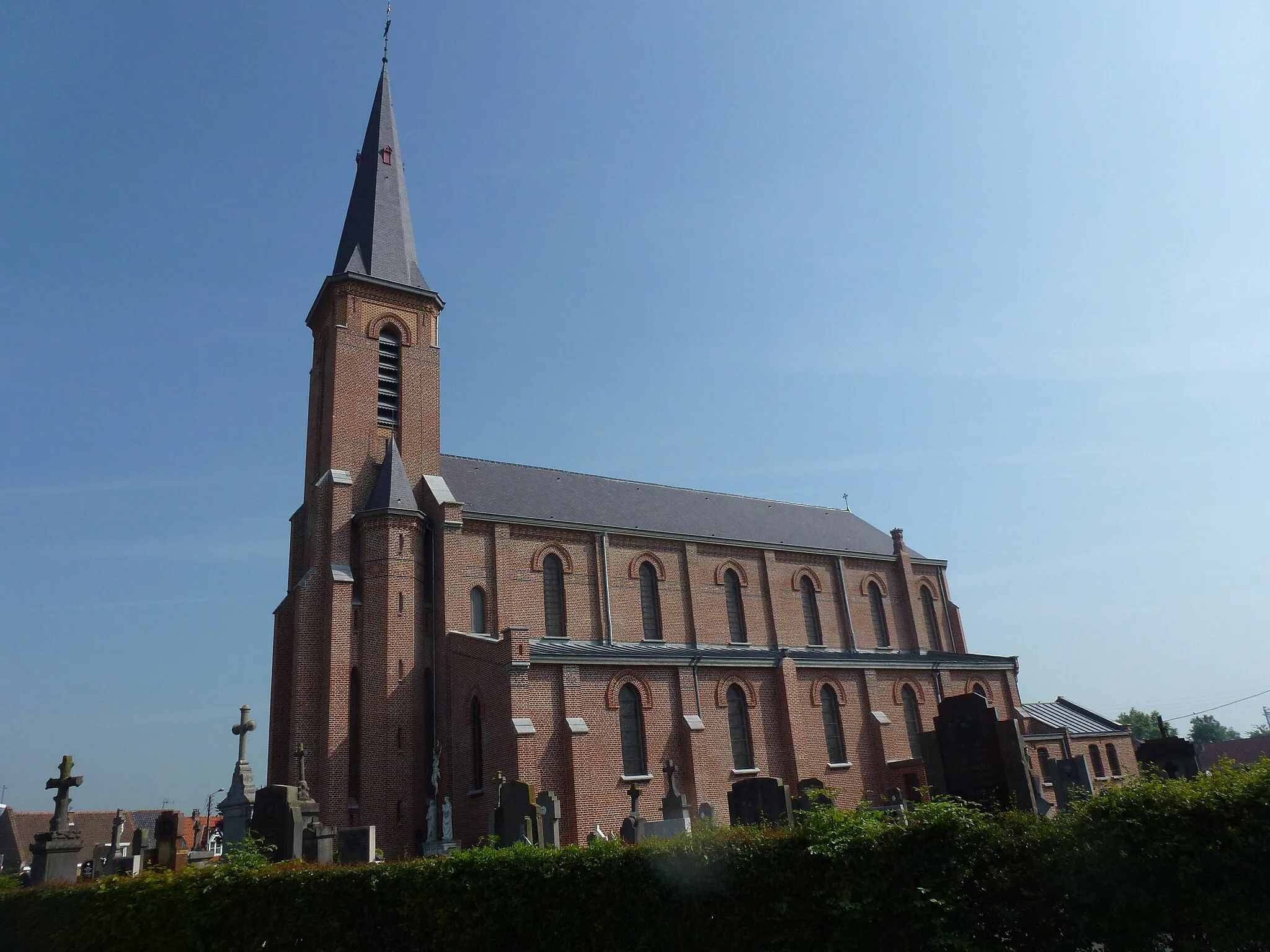 Photo showing: Zuydpeene (France - Nord department} - Saint Vaast church.