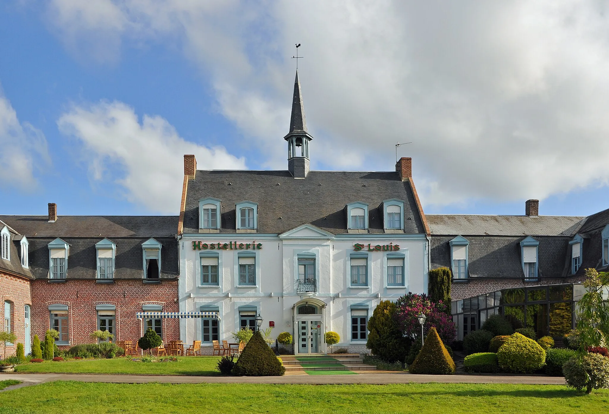 Photo showing: Bollezeele (département du Nord, France): hostellerie Saint-Louis