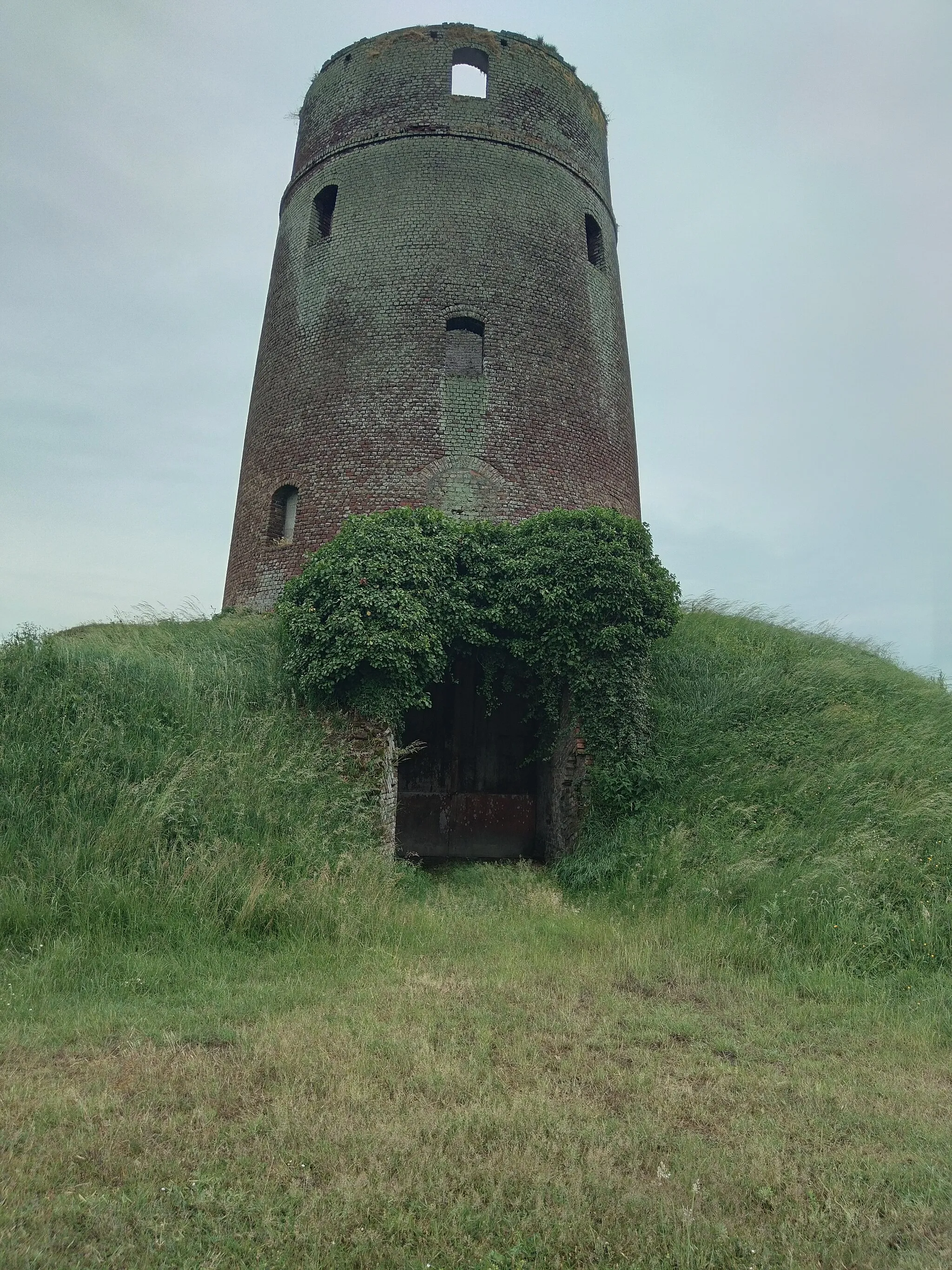 Photo showing: Moulin Meesemaecker à Looberghe datant de 1860.