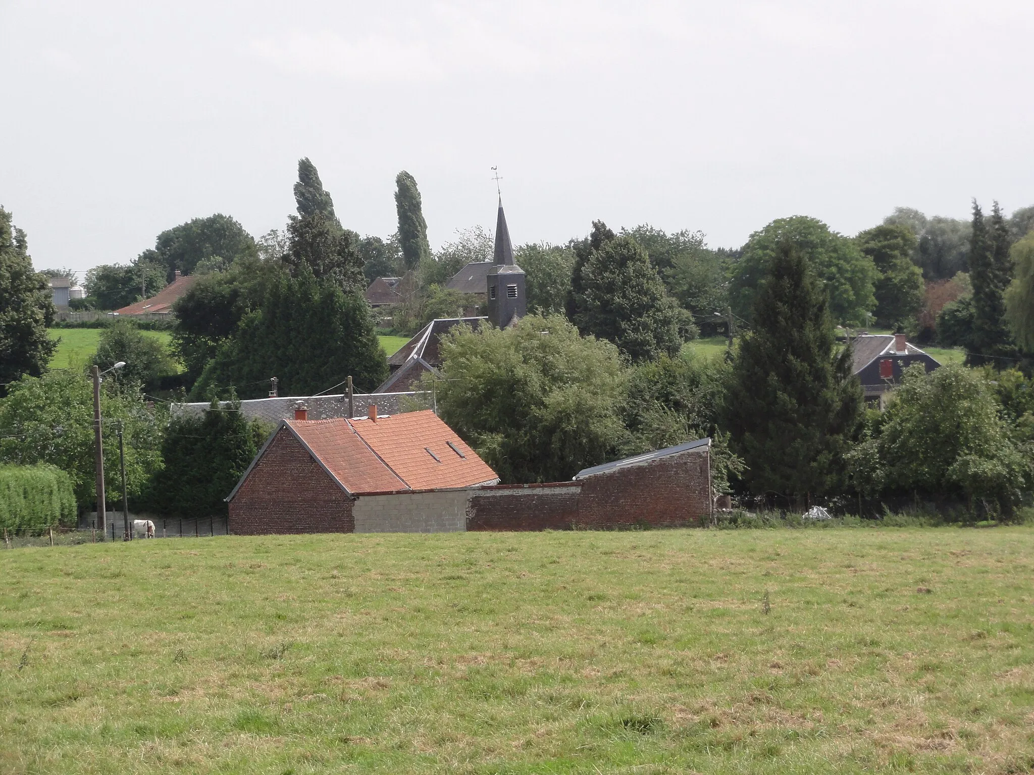 Photo showing: Becquigny (Aisne) paysage avec vue du village