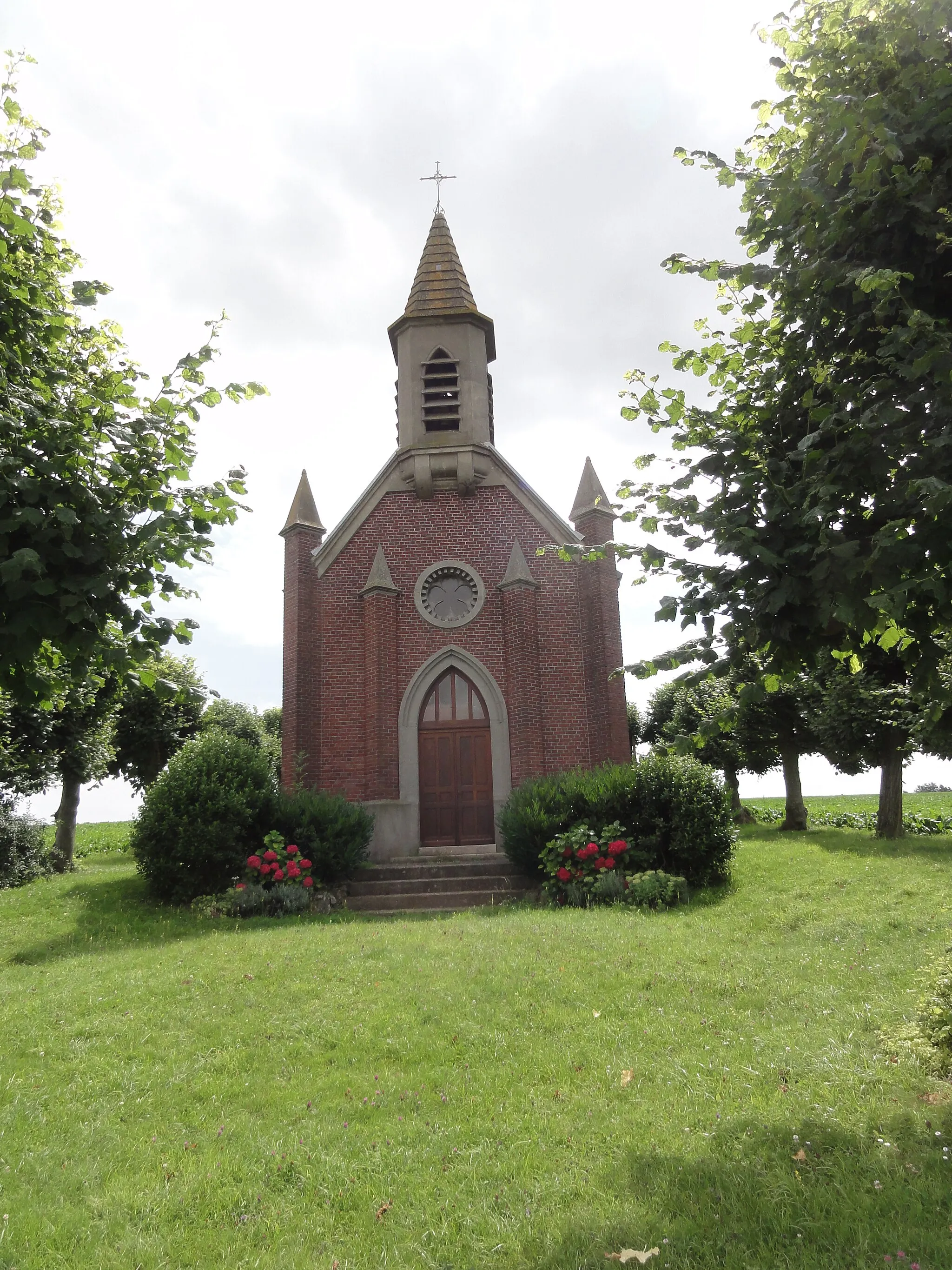 Photo showing: Bony (Aisne) chapelle Notre-Dame des Douleurs à Macquincourt