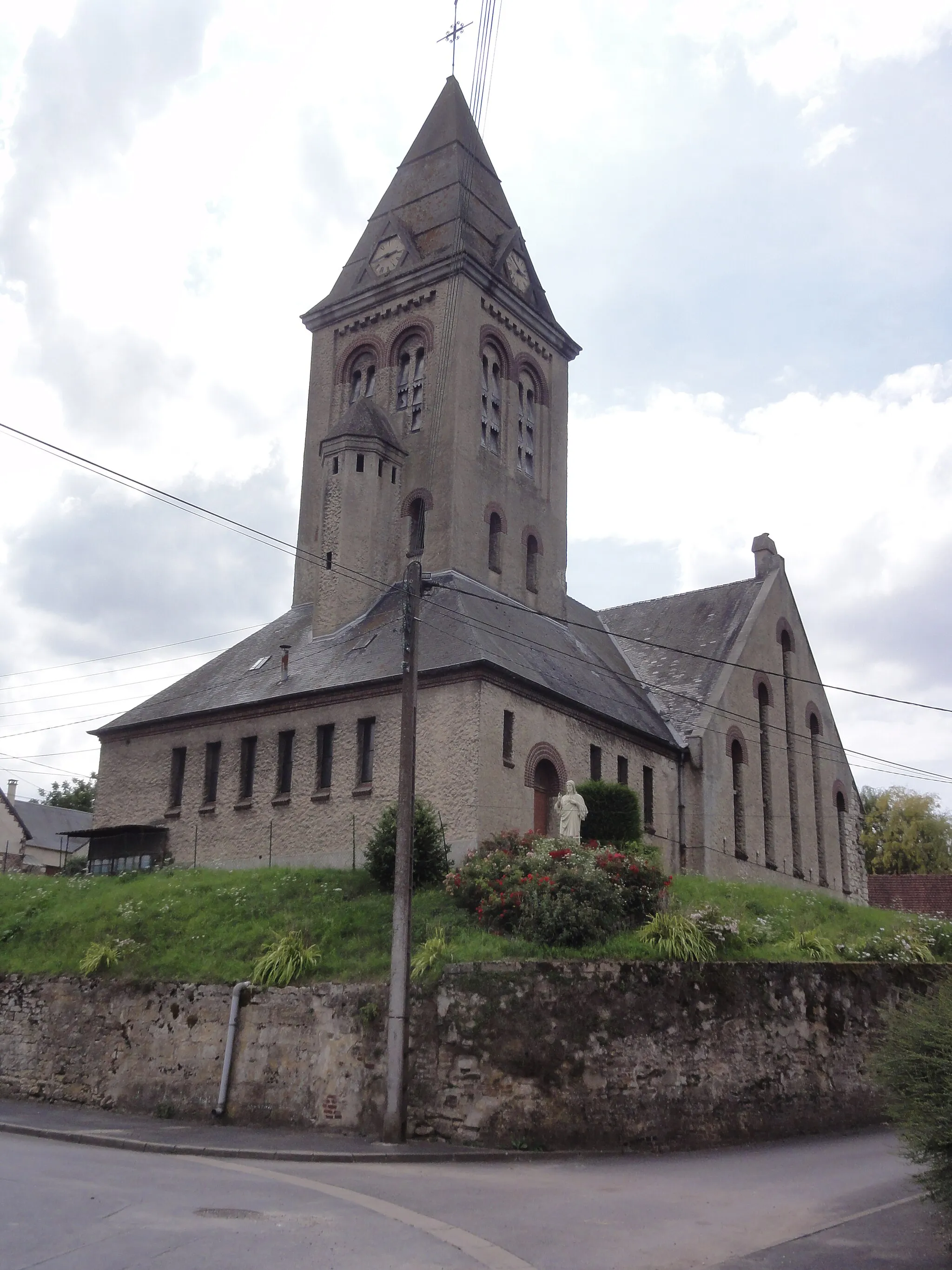 Photo showing: Vendhuile (Aisne) église