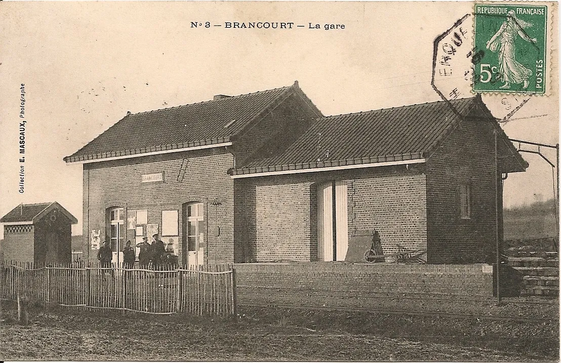 Photo showing: La gare de Brancourt-le-Grand vers 1910.