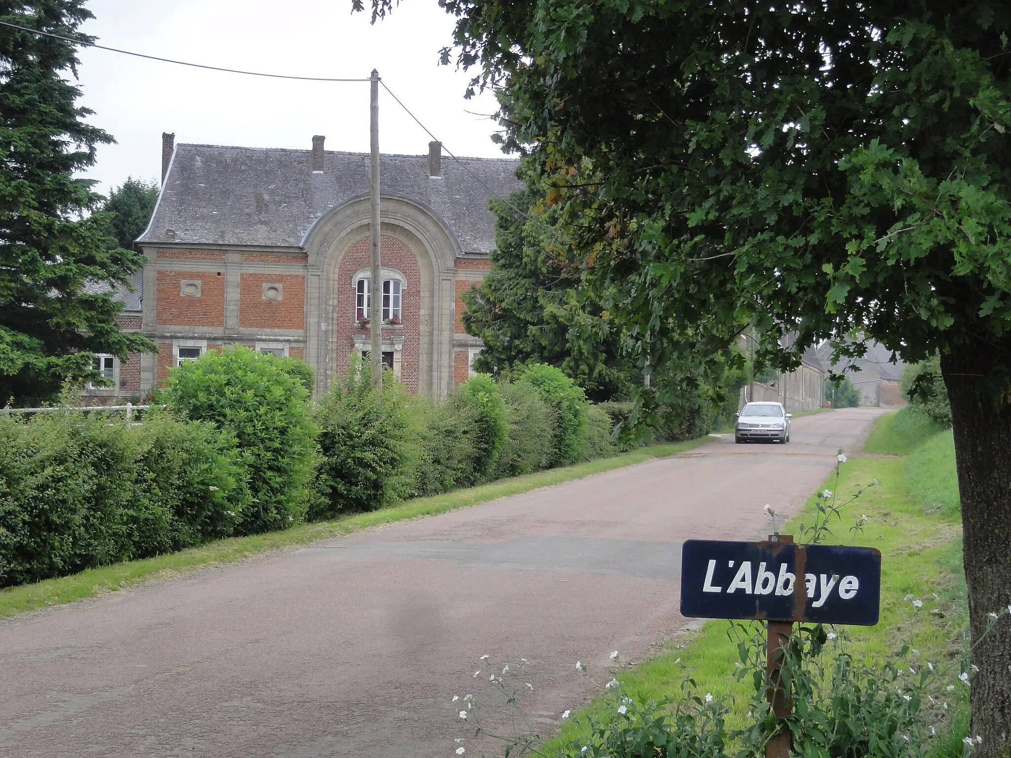 Photo showing: Bucilly (Aisne) lieu-dit l'abbaye avec ferme de l'Abbaye MH