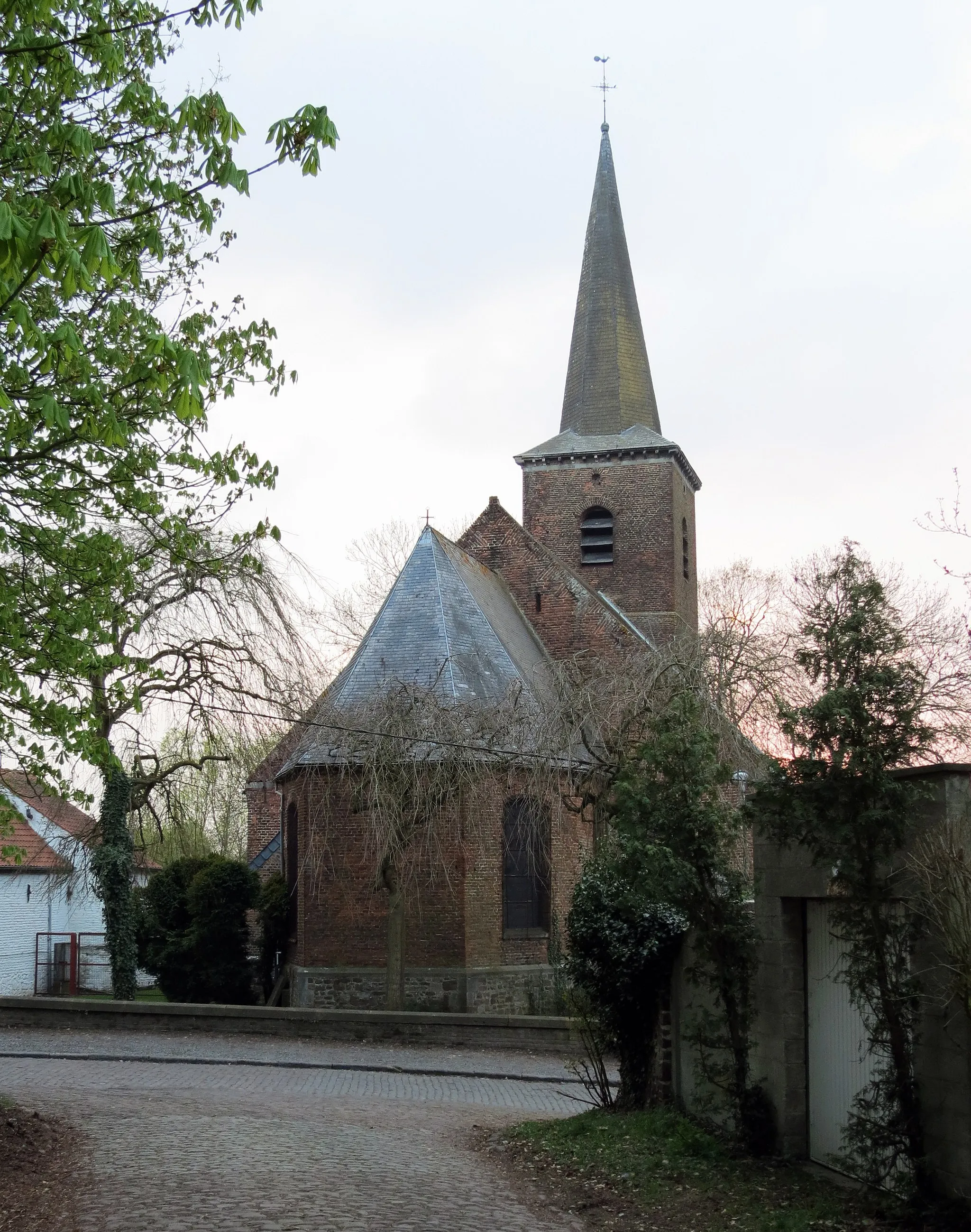 Photo showing: Eglise Notre-Dame des Rocs à Montignies-sur-roc