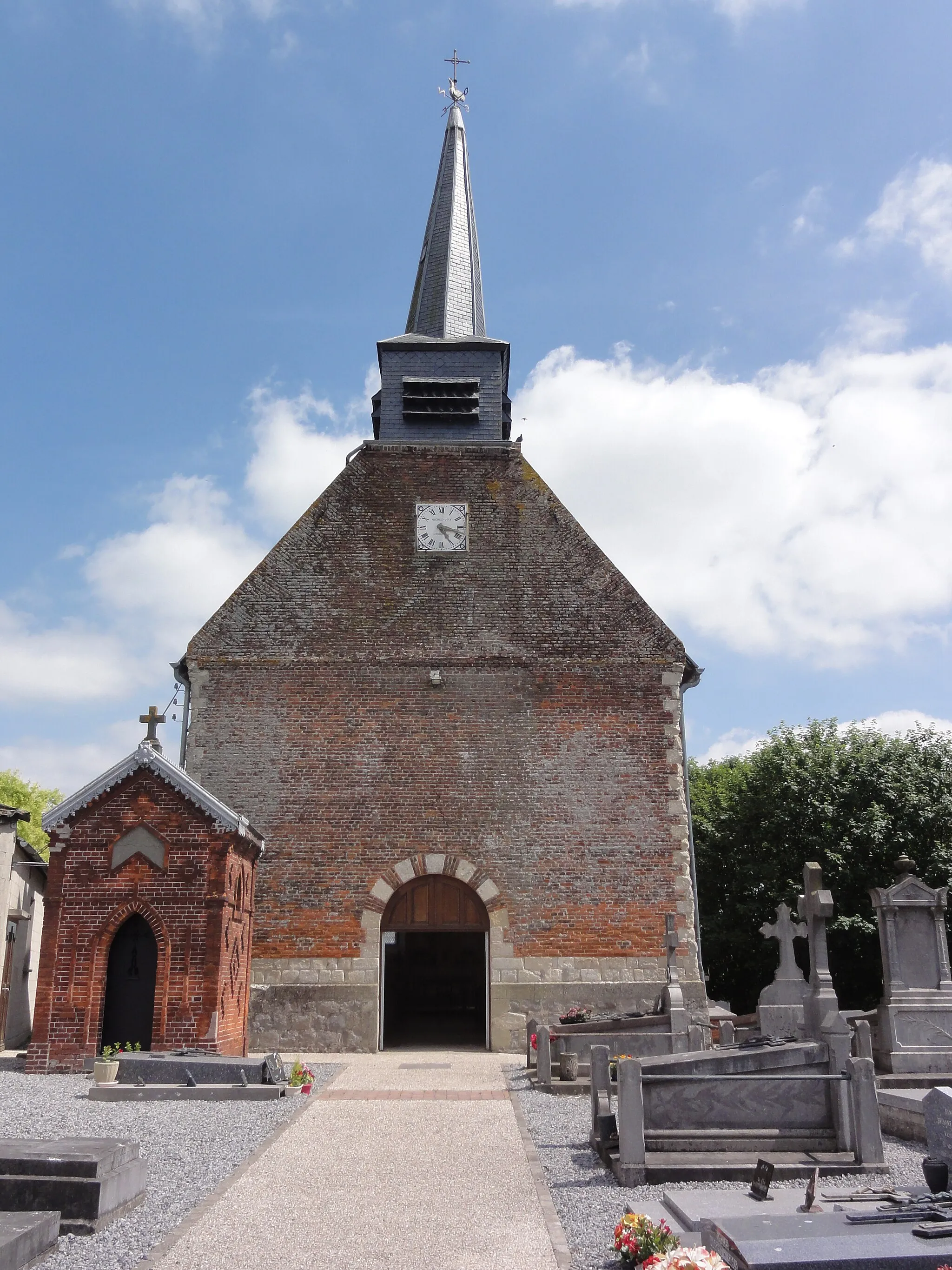 Photo showing: Dorengt (Aisne) Église Saints-Pierre-et-Paul