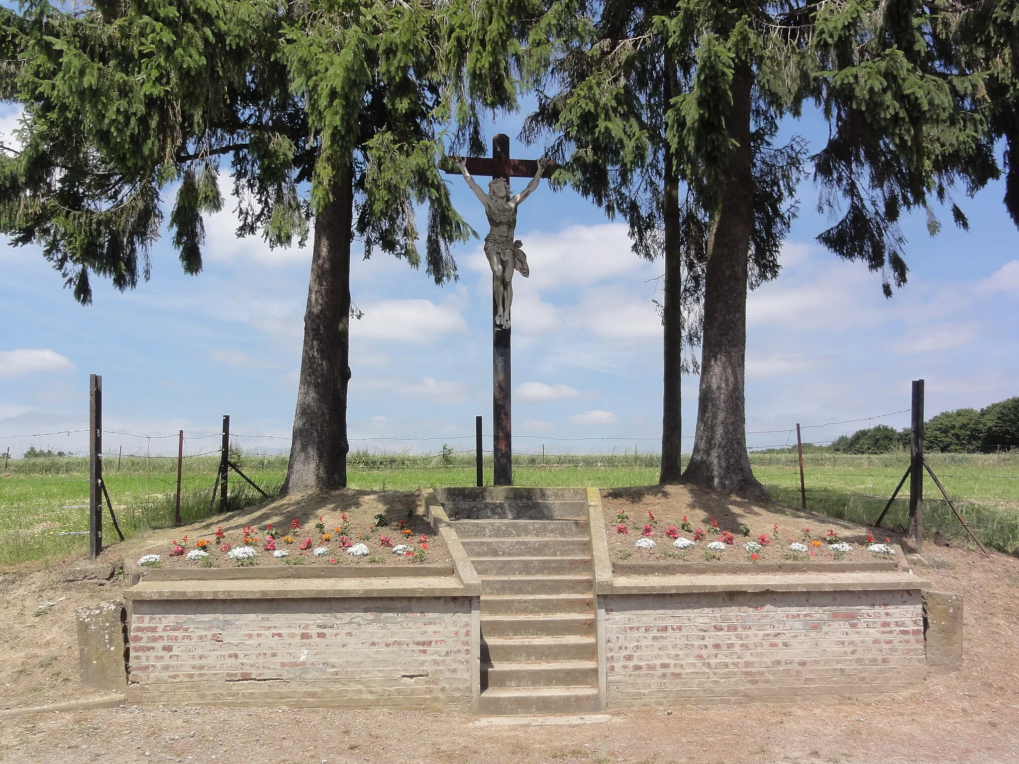 Photo showing: Dorengt (Aisne) croix de chemin