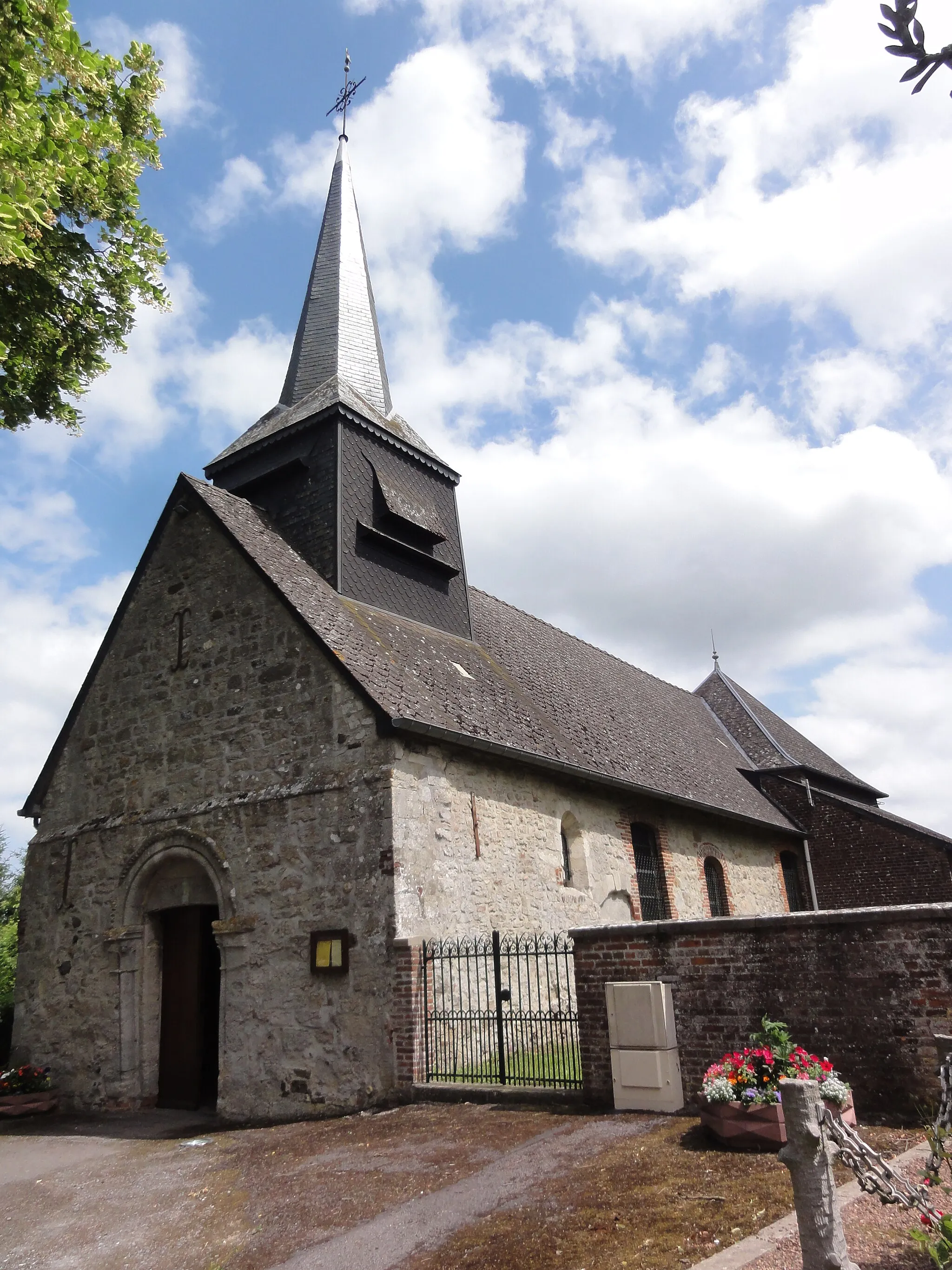 Photo showing: Effry (Aisne) église Saint-Laurent