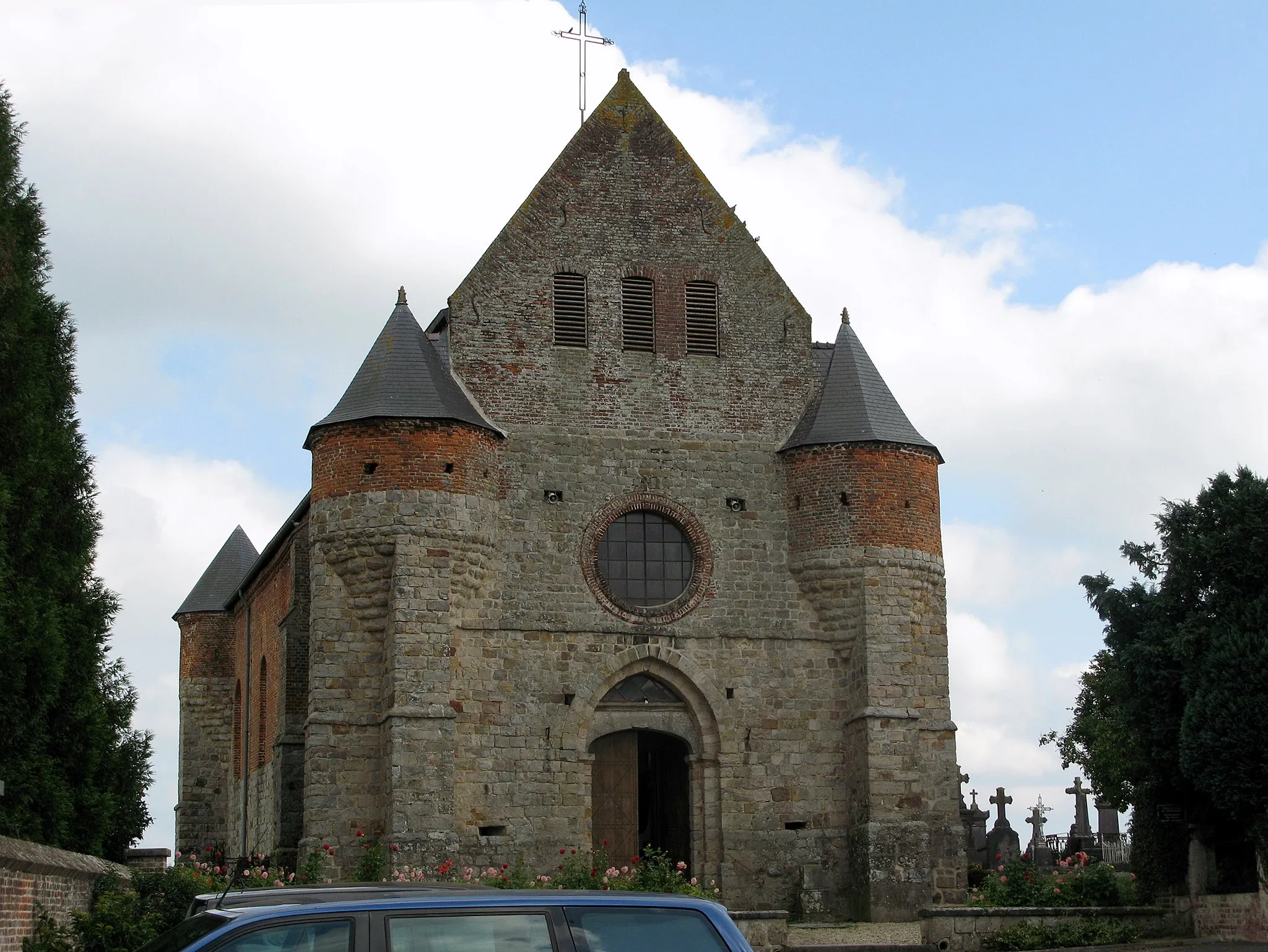 Photo showing: This building is indexed in the base Mérimée, a database of architectural heritage maintained by the French Ministry of Culture, under the reference PA00115809 .