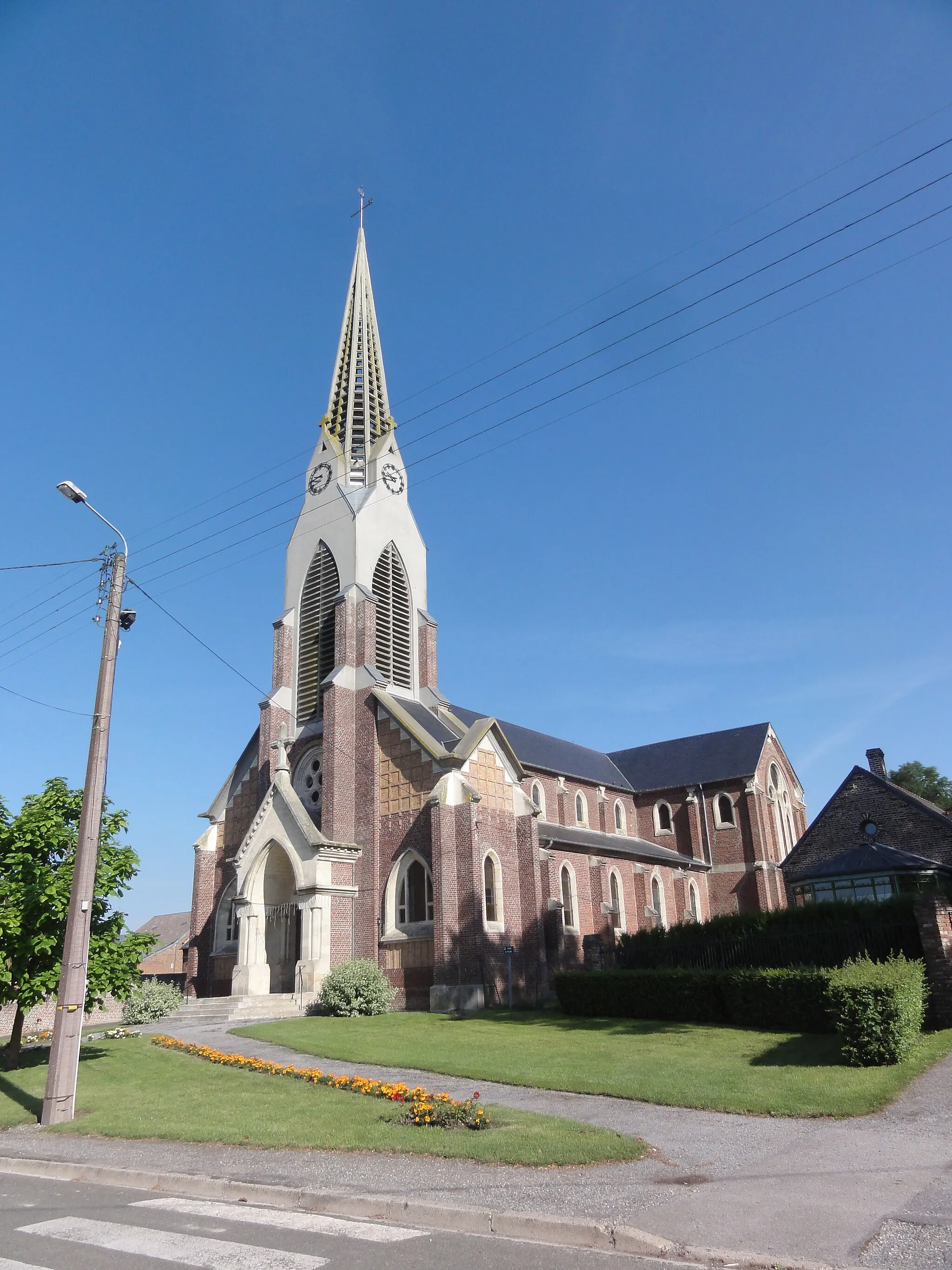 Photo showing: Sissy (Aisne) église