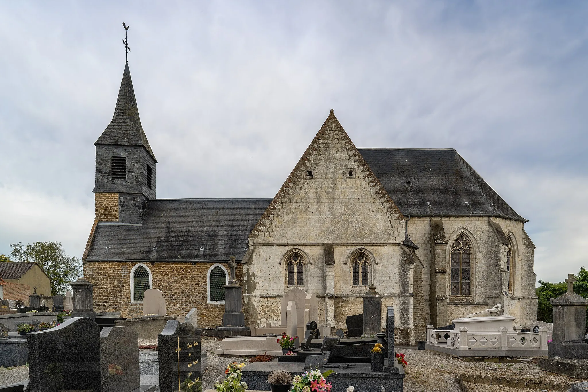 Photo showing: L'église Saint-Nicolas de Brunembert 16e siècle. Classée MH.Base Mérimée PA00108240.