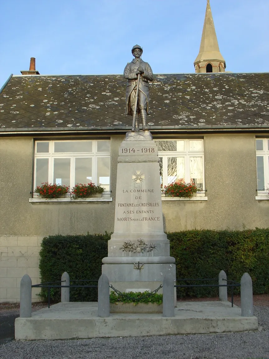 Photo showing: Monument aux morts de Fontaine-lès-Croisilles