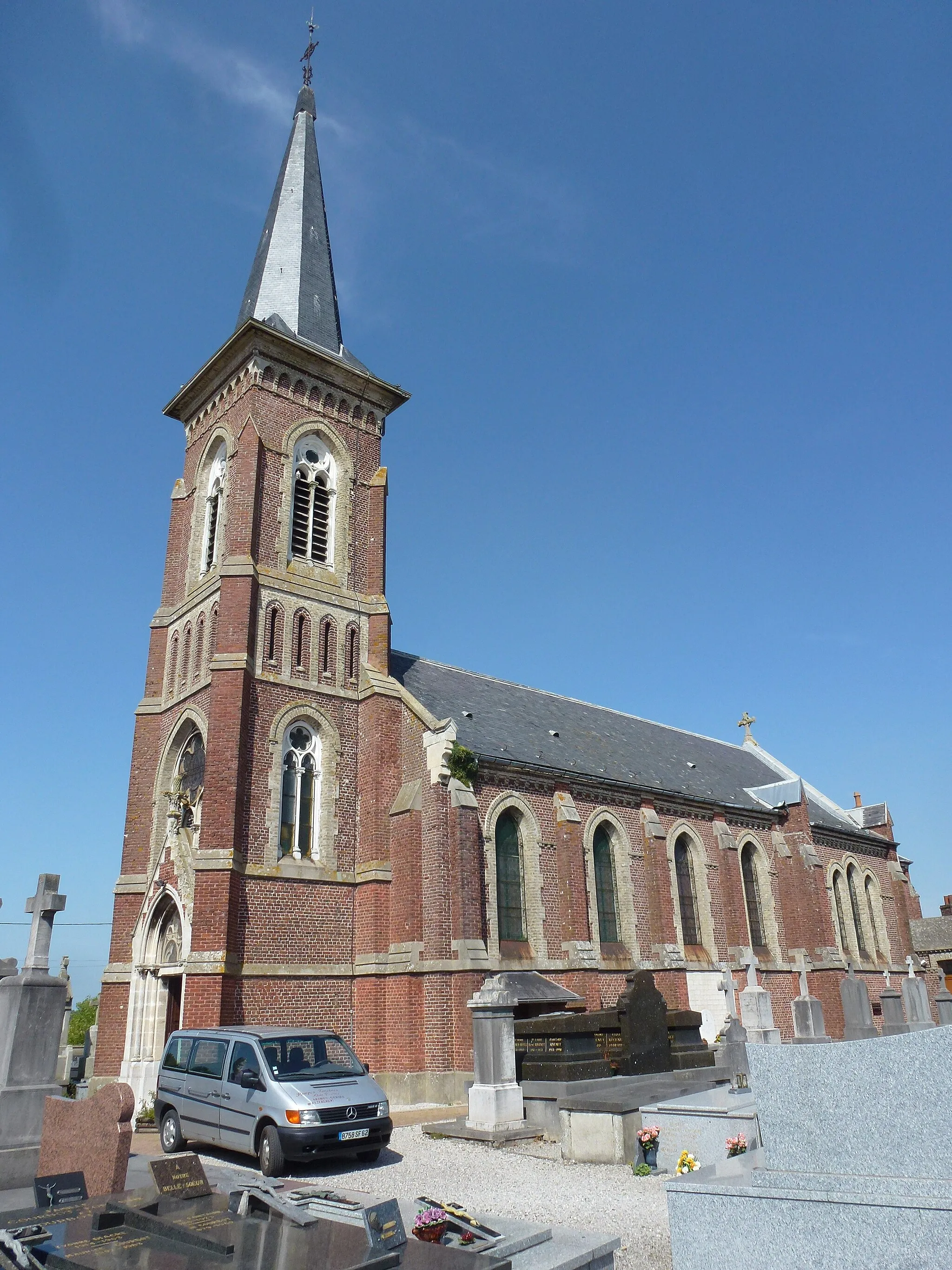 Photo showing: Guemps (Pas-de-Calais) église Saint-Jean-Baptiste