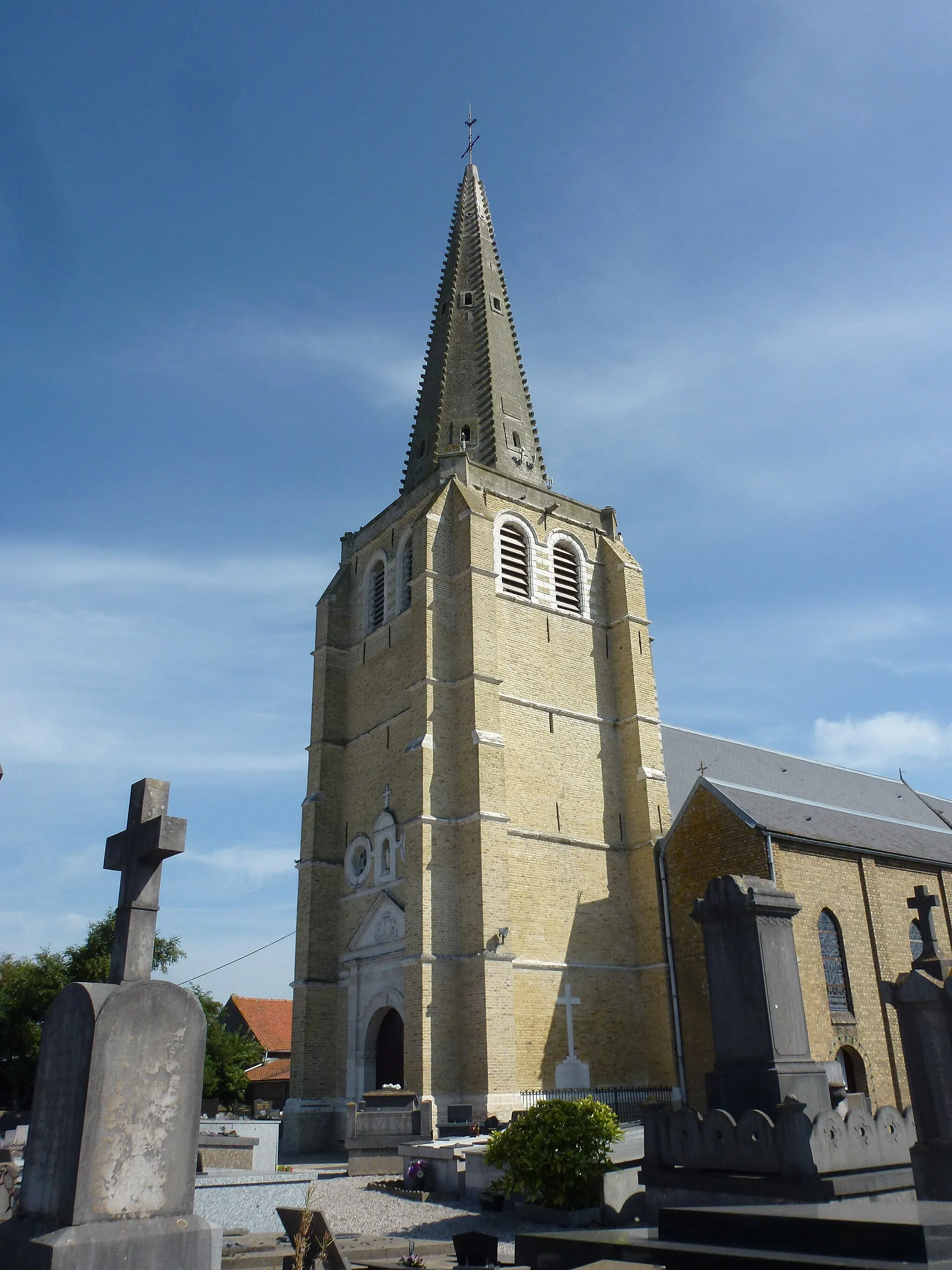 Photo showing: Sainte-Marie-Kerque (Pas-de-Calais) église Notre Dame
