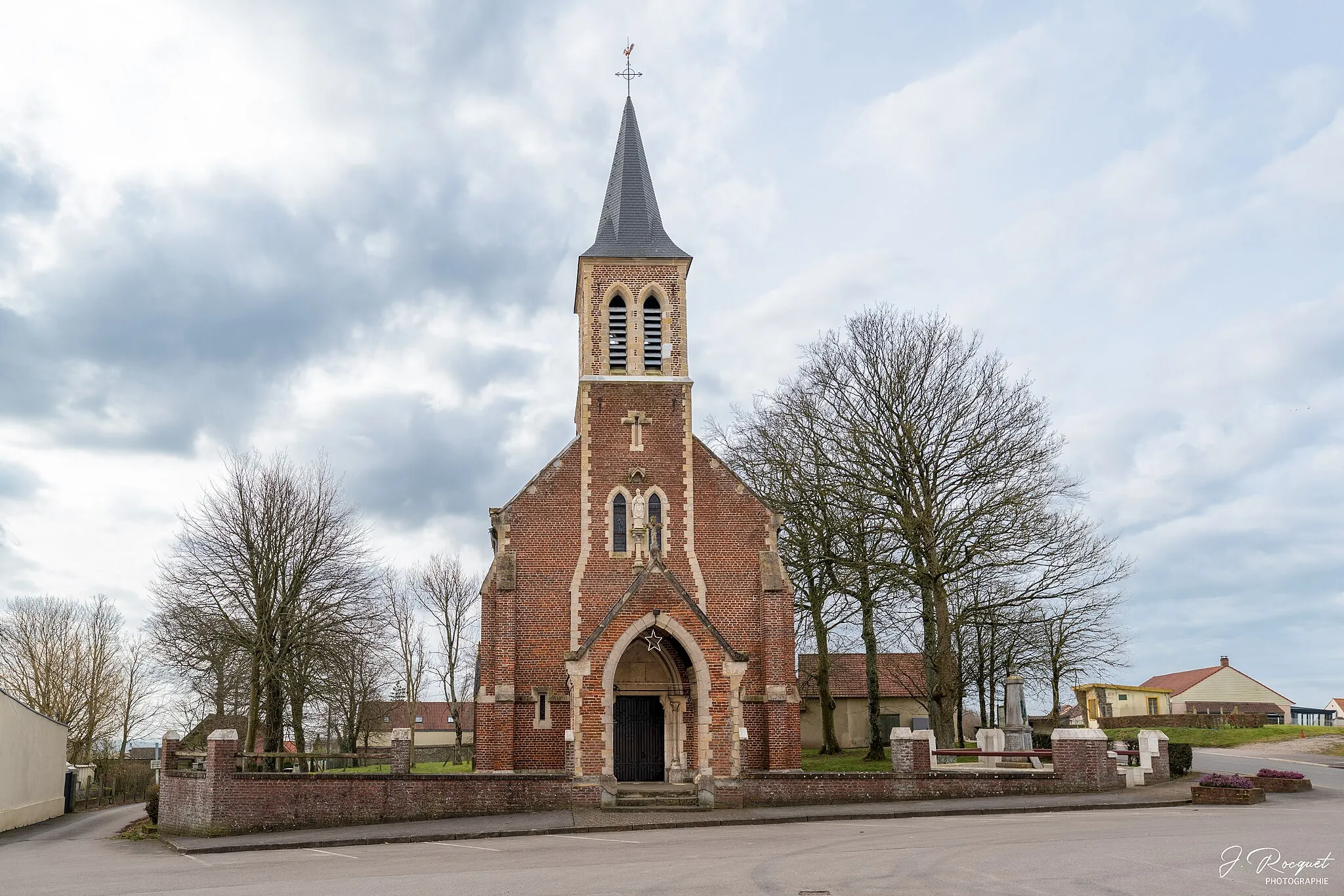 Photo showing: Église Saint Sylvestre d'Halinghen