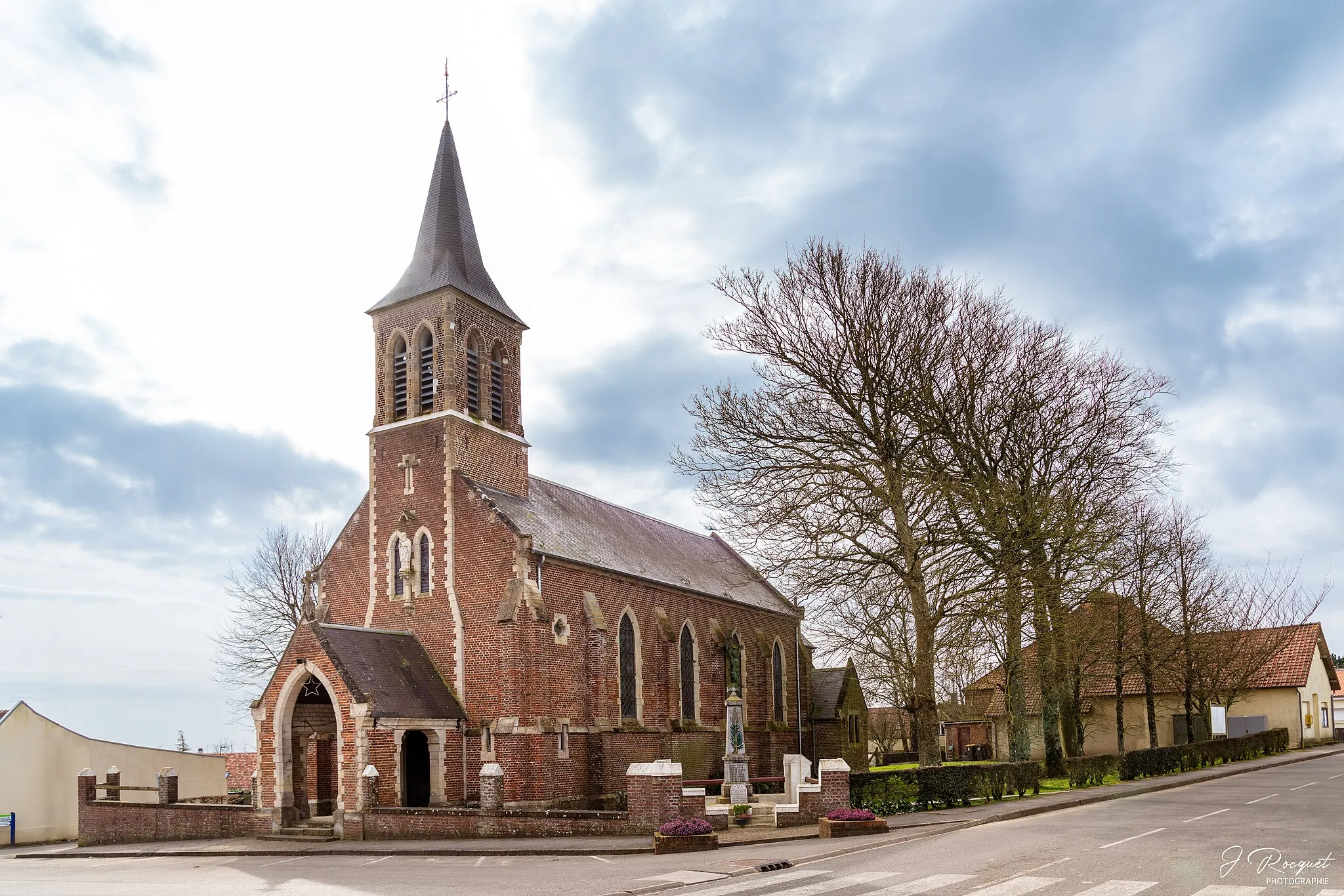 Photo showing: Église Saint Sylvestre d'Halinghen