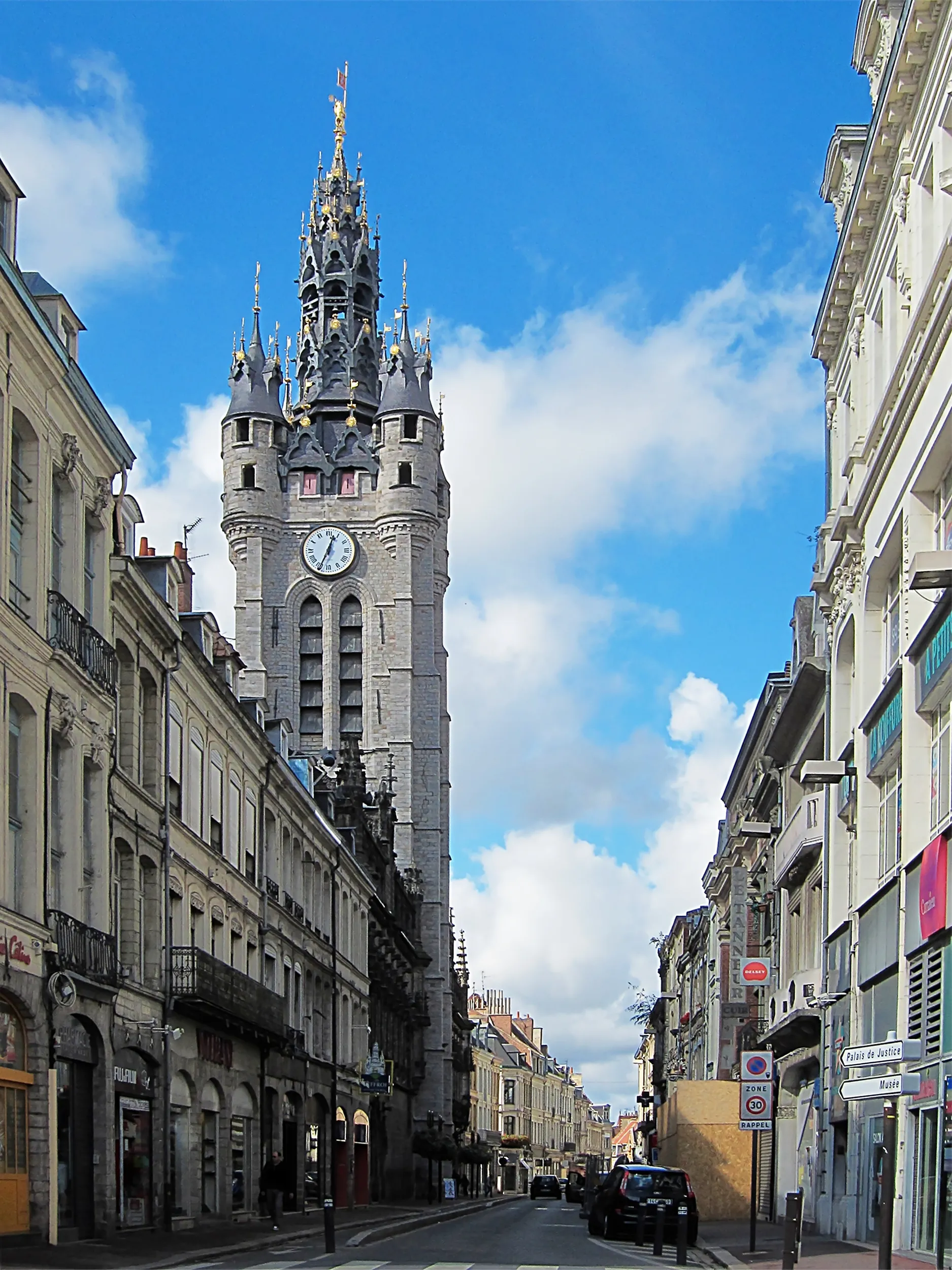 Photo showing: This building is classé au titre des monuments historiques de la France. It is indexed in the base Mérimée, a database of architectural heritage maintained by the French Ministry of Culture, under the reference PA00107461 .