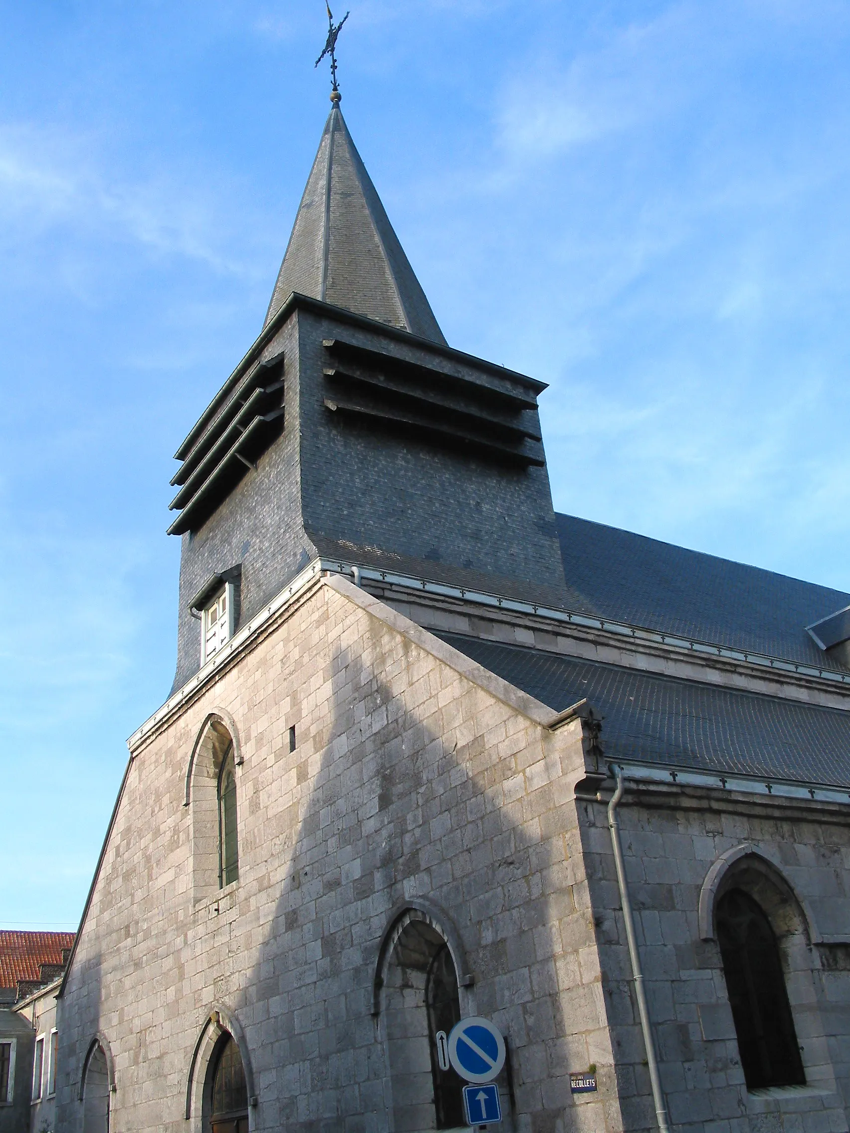 Photo showing: Philippeville (Belgium), the Saint Philip’s church (1556).